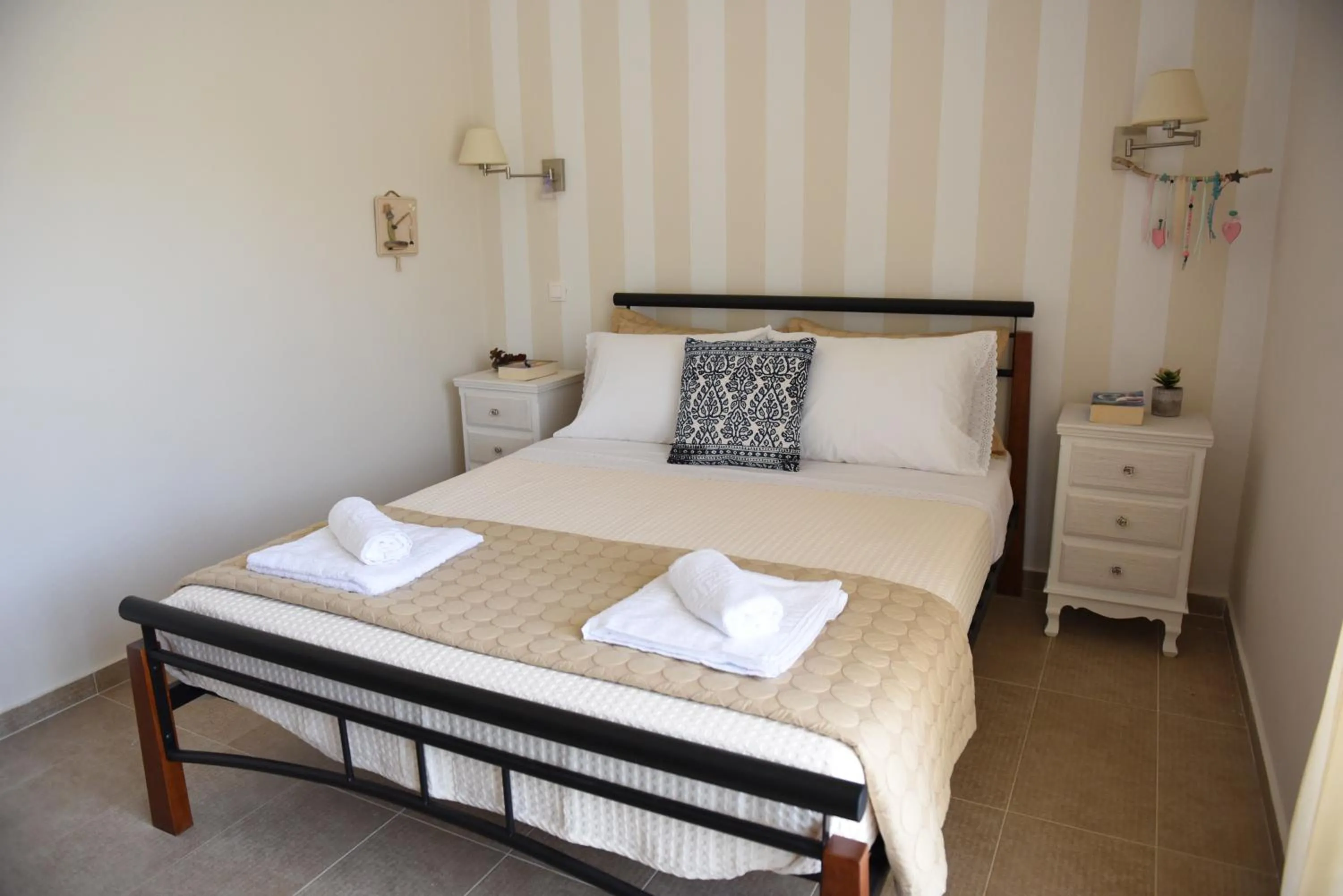 Bedroom, Bed in Dimitris' & Valentina's Home