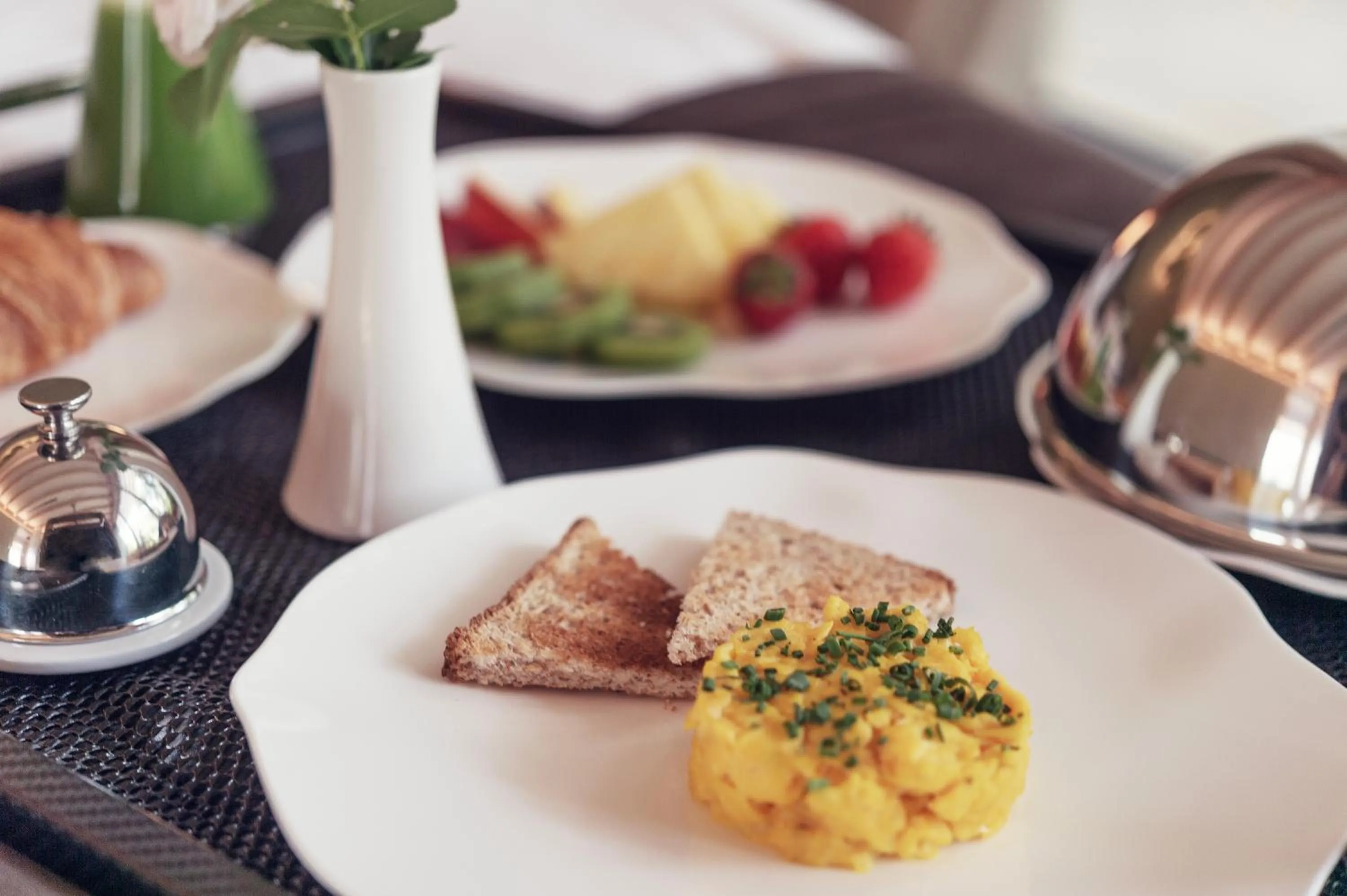 Breakfast in San Colombano Suites