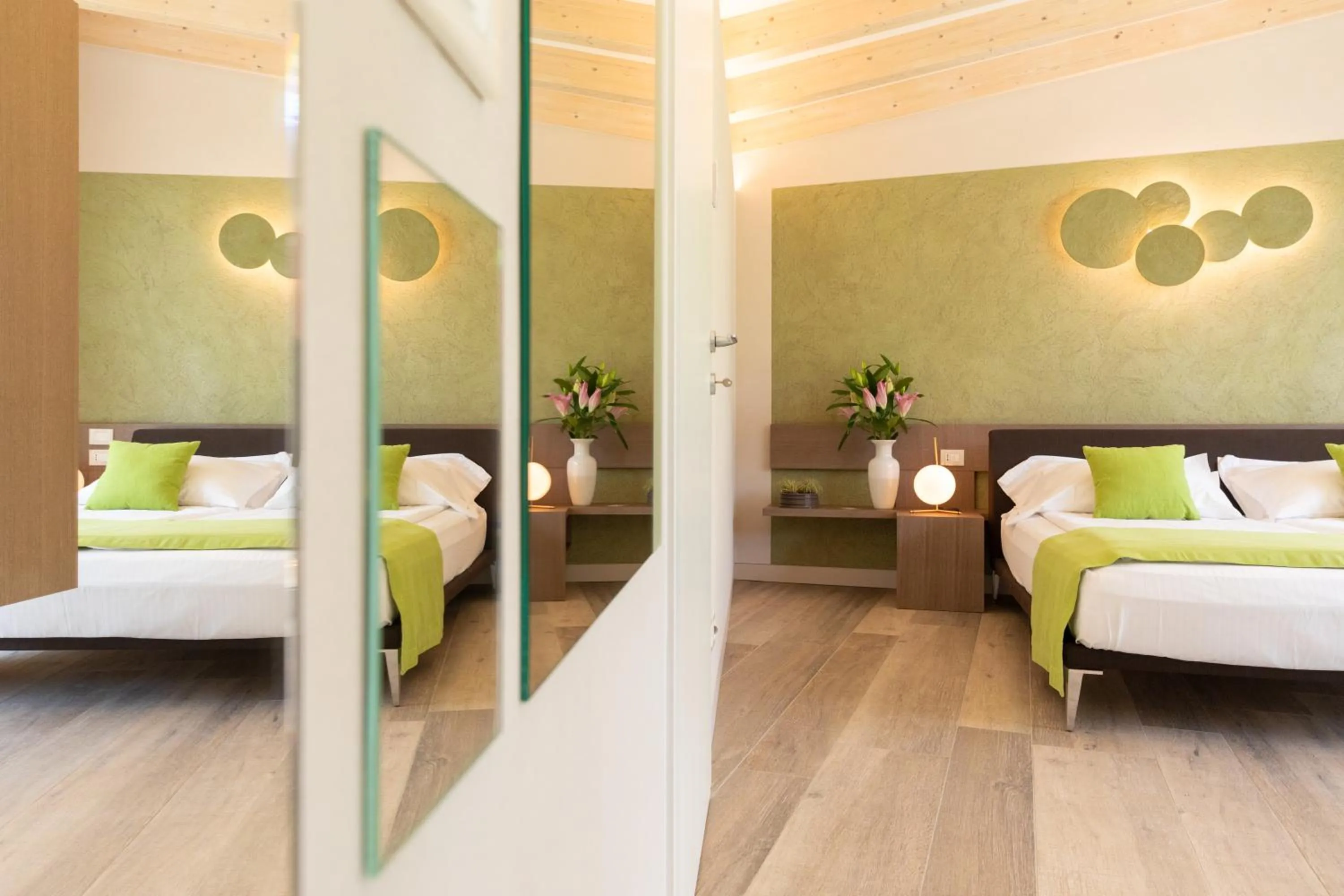 Bed in San Colombano Suites