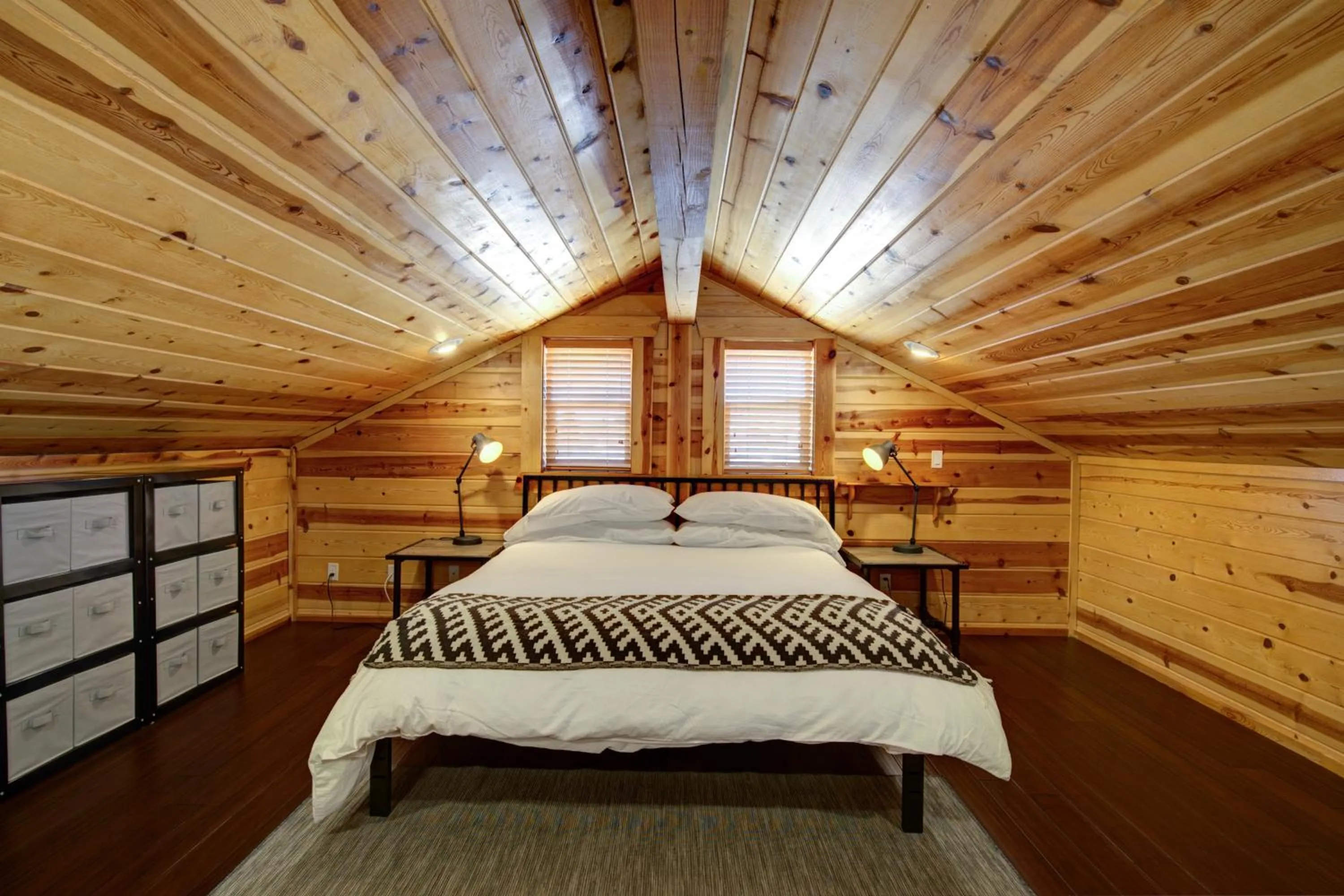 Bed in The Lookout at Sevier River