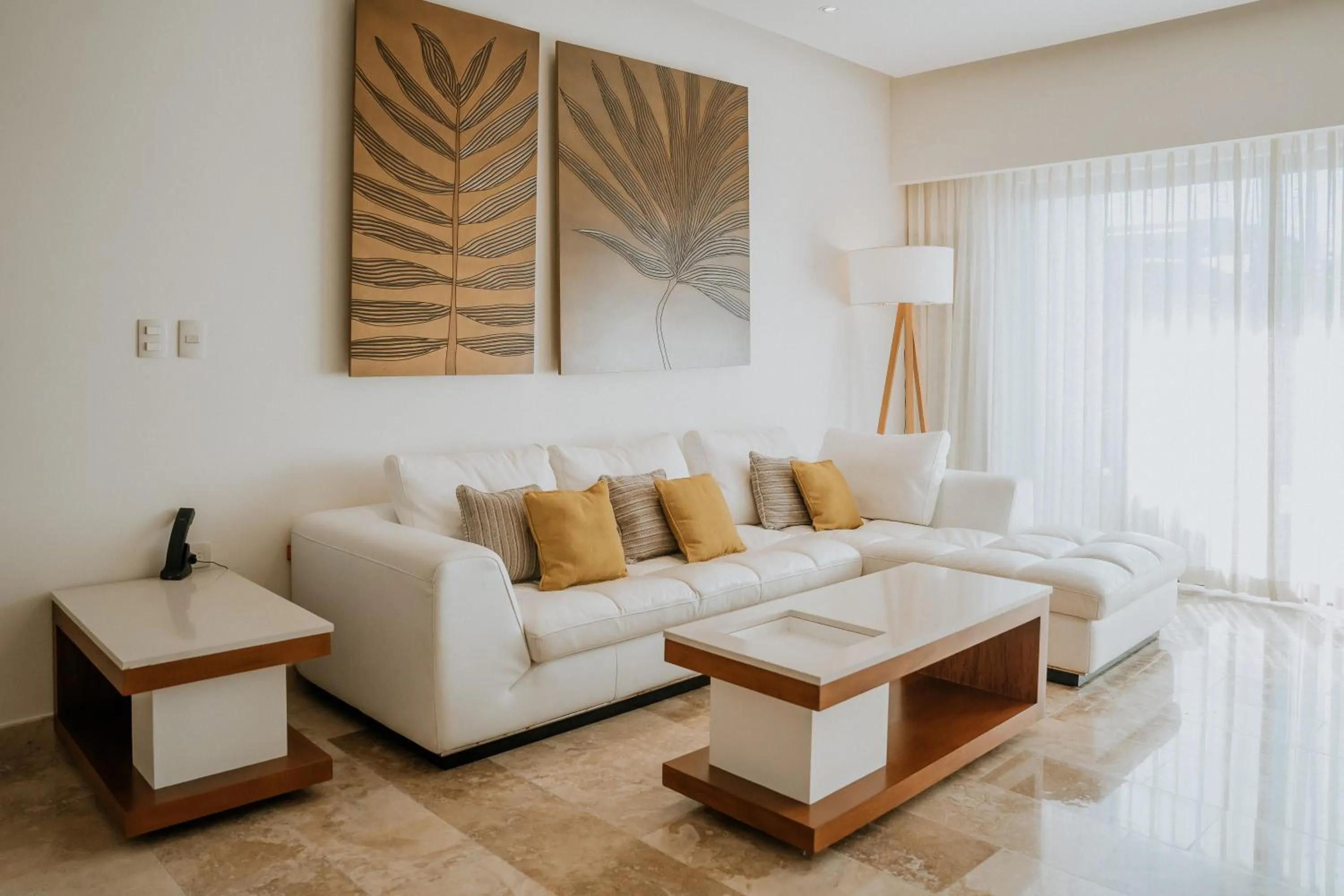 Living room in The Reef 28 Hotel & Spa - Luxury Adults Only - All Suites - With Optional All Inclusive