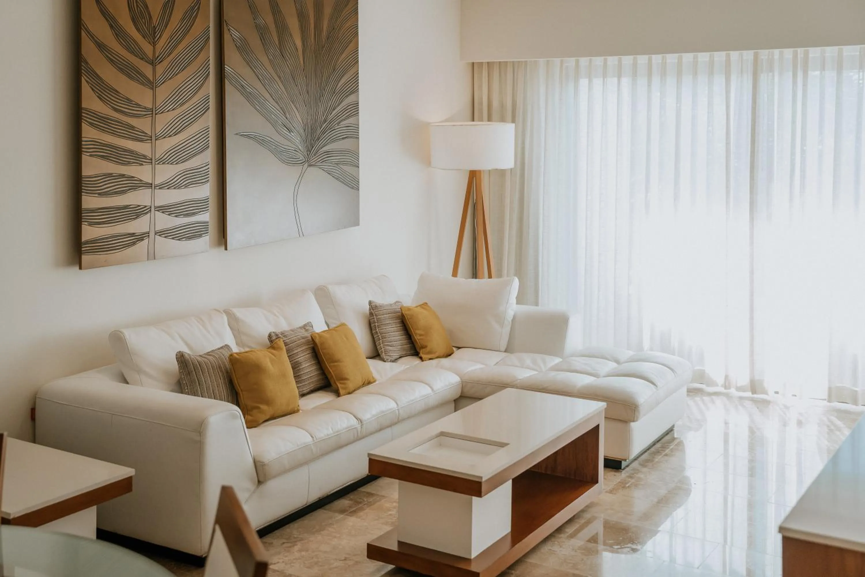 Living room in The Reef 28 Hotel & Spa - Luxury Adults Only - All Suites - With Optional All Inclusive