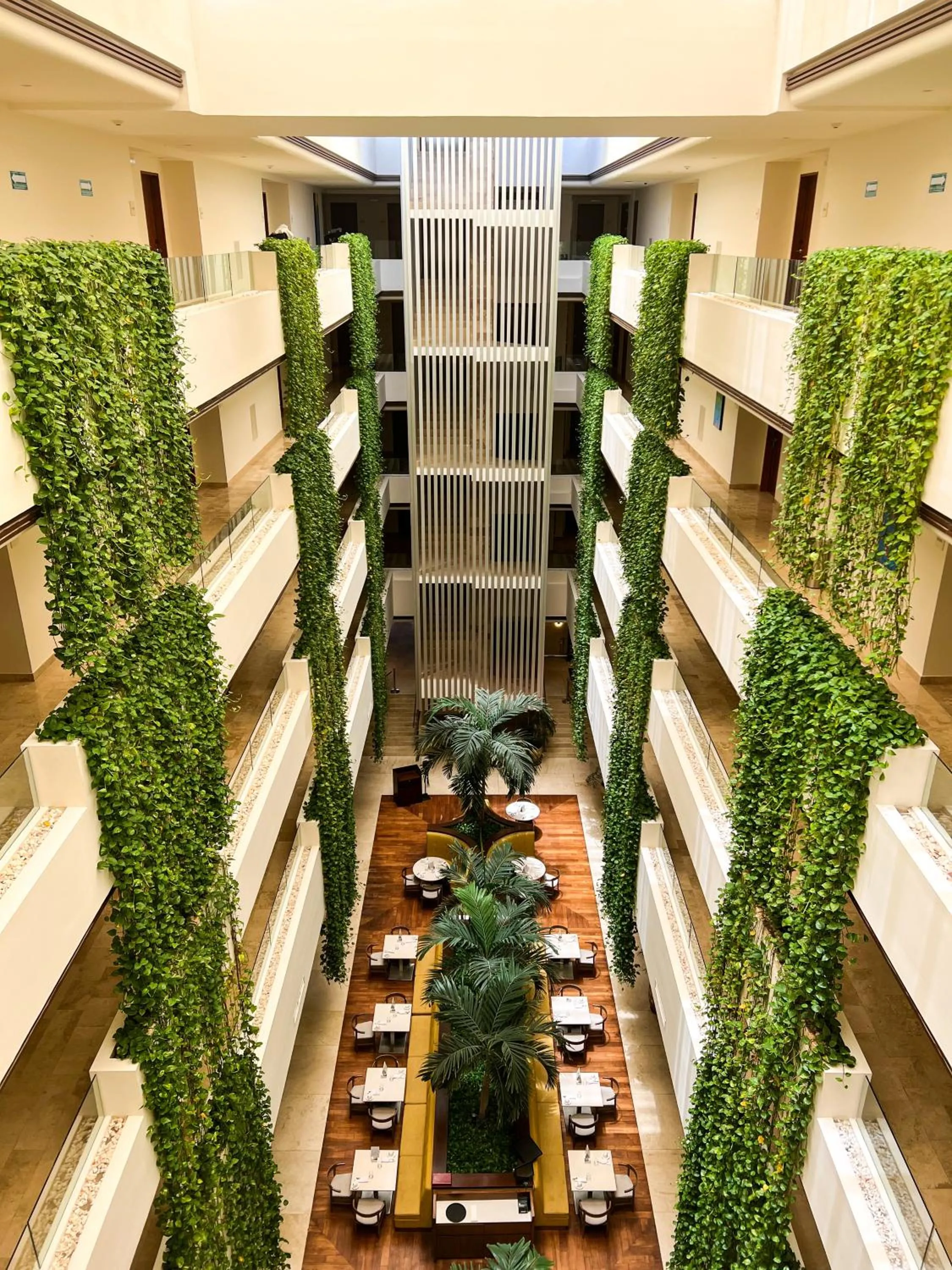 Restaurant/places to eat in The Reef 28 Hotel & Spa - Luxury Adults Only - All Suites - With Optional All Inclusive