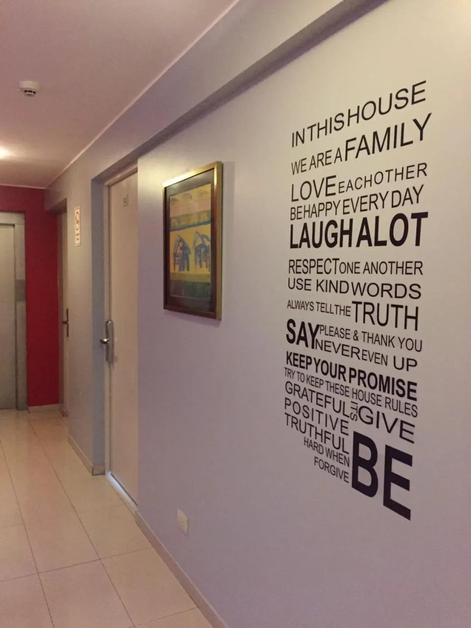 Logo/Certificate/Sign in Hotel Boutique Runcu Miraflores