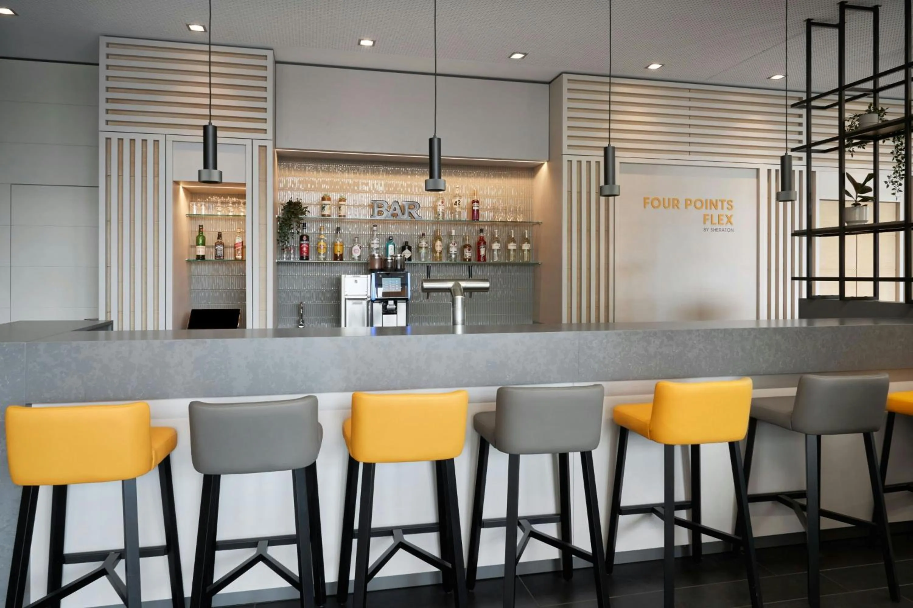 Restaurant/places to eat in Four Points Flex by Sheraton Koblenz