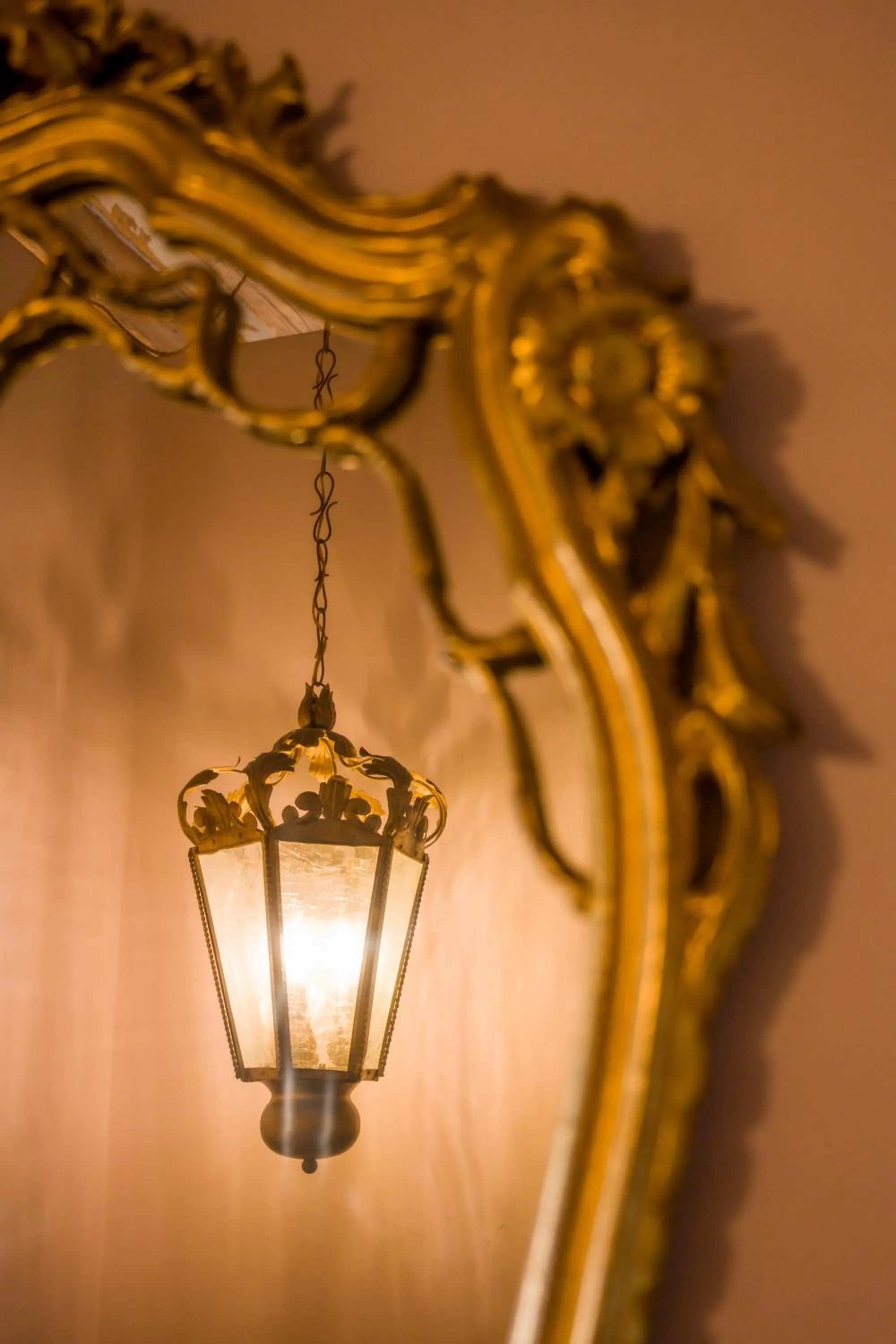 Decorative detail in San Polo Home