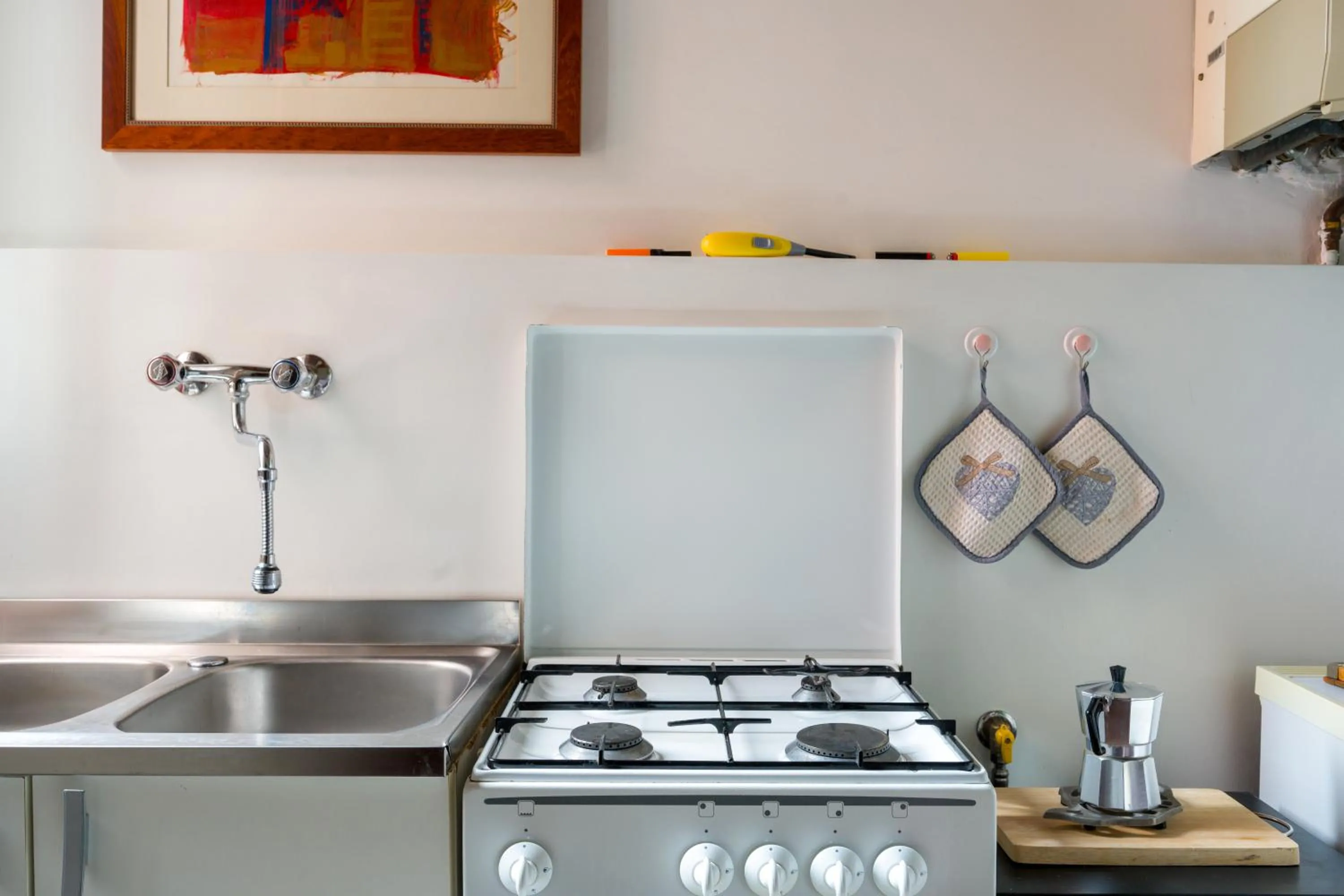 stove in San Polo Home