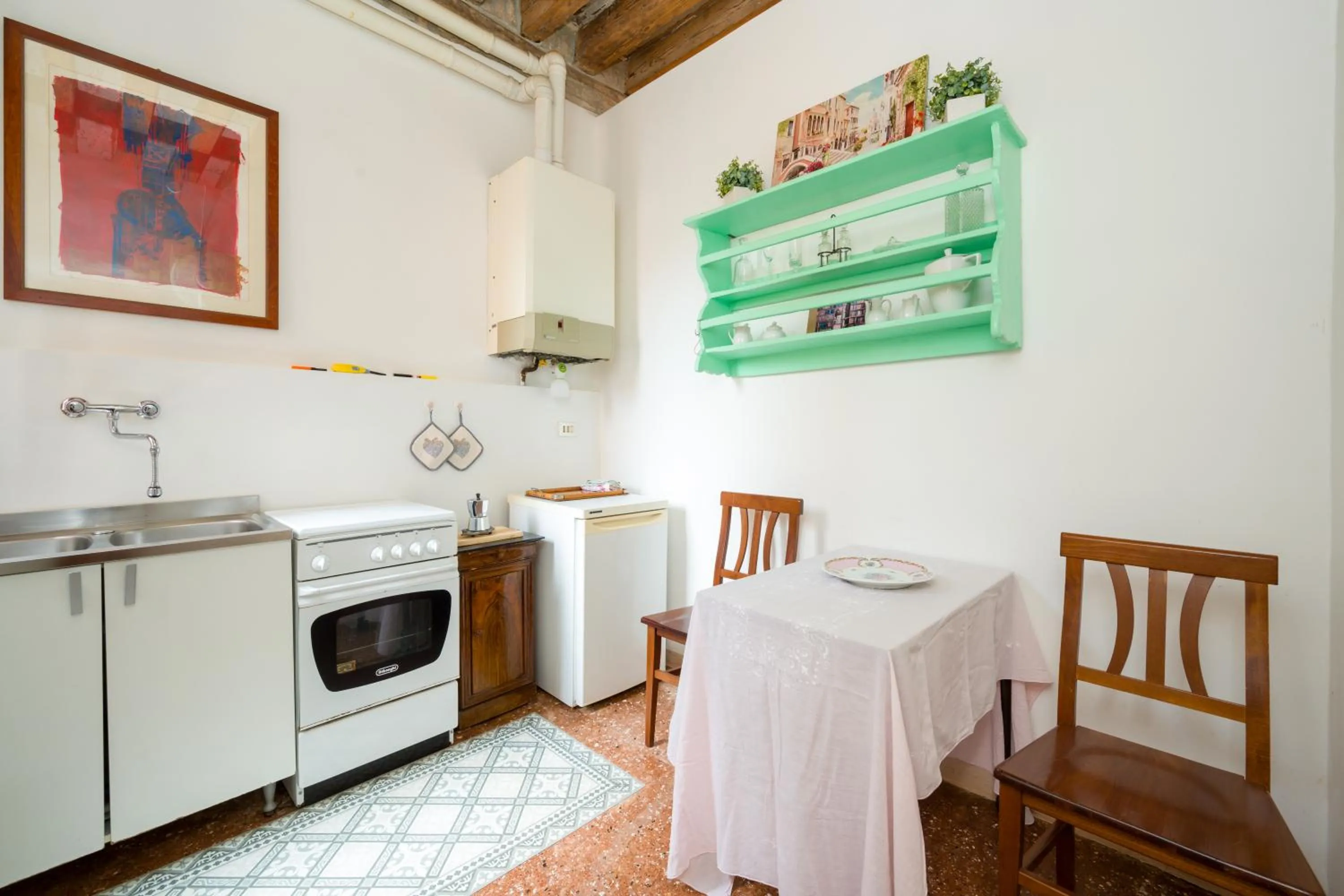 Kitchen or kitchenette in San Polo Home