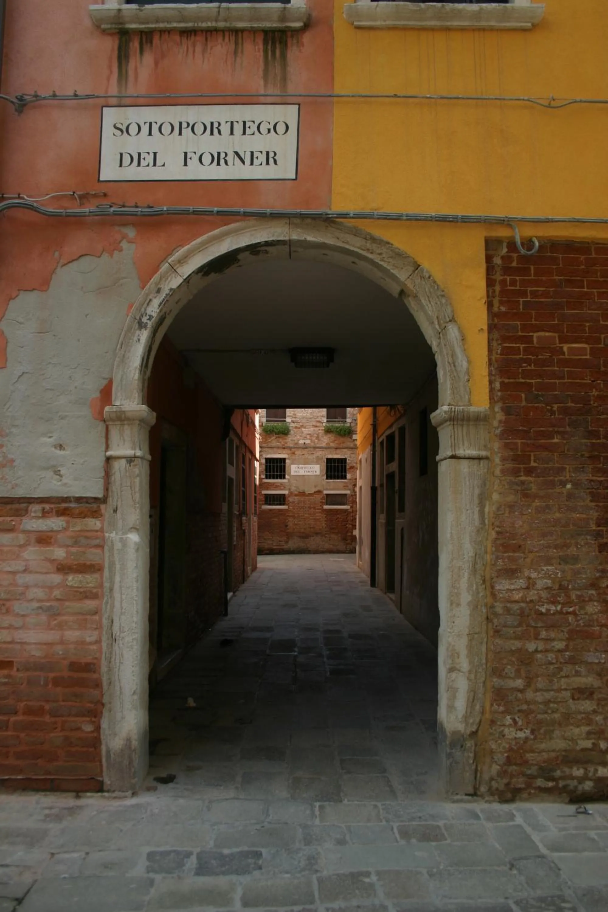 Facade/entrance in San Polo Home