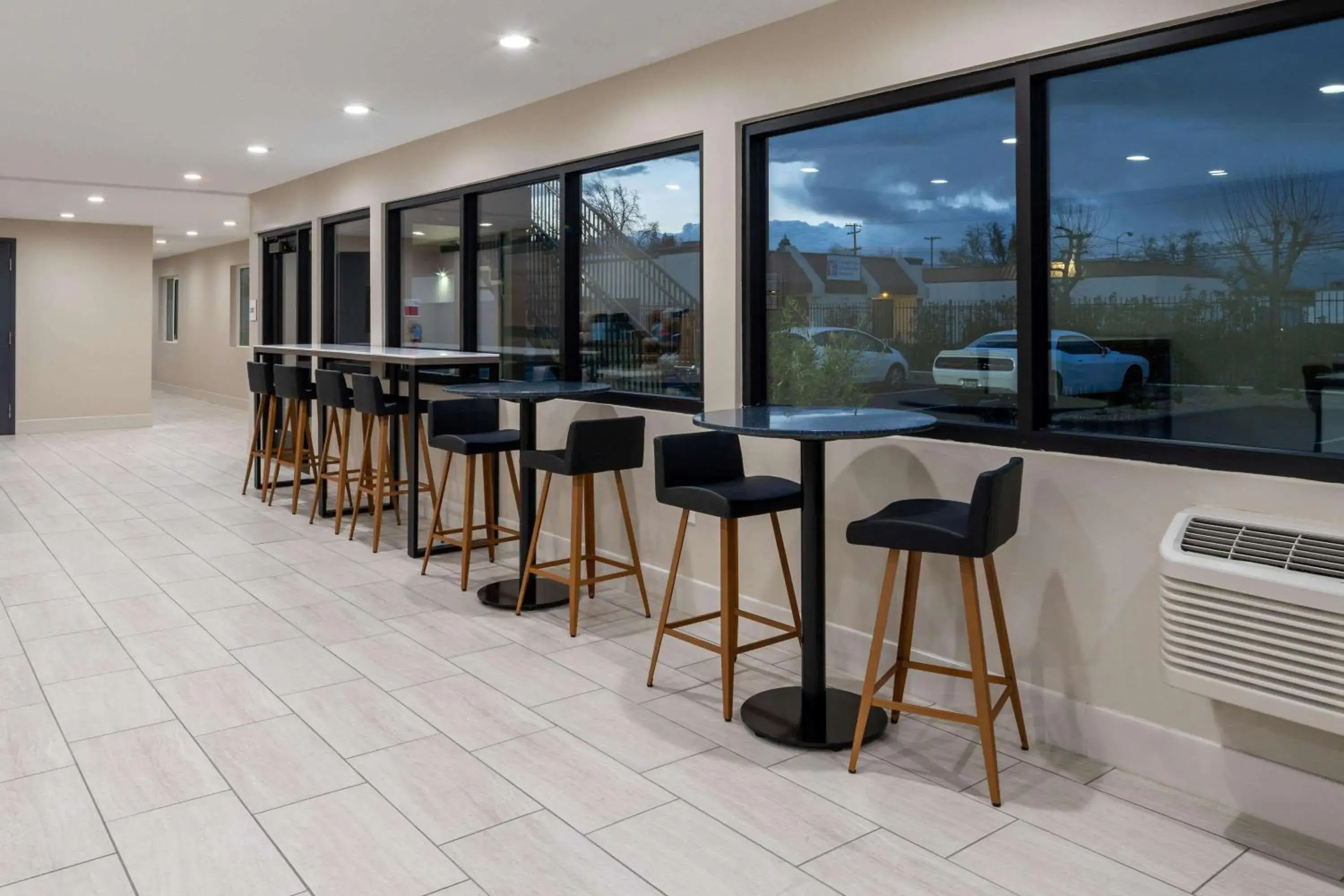 Restaurant/places to eat in Ramada by Wyndham Modesto Yosemite Area Restaurant/places to eat in Ramada by Wyndham Modesto Yosemite Area