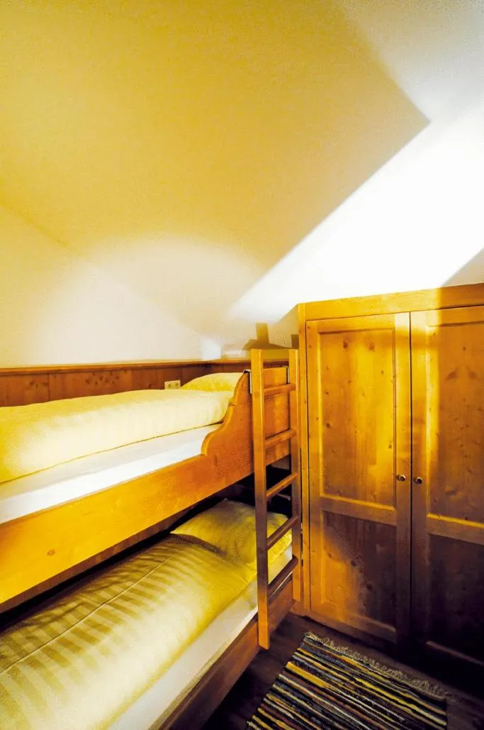Bed in Tonis Appartements am Achensee