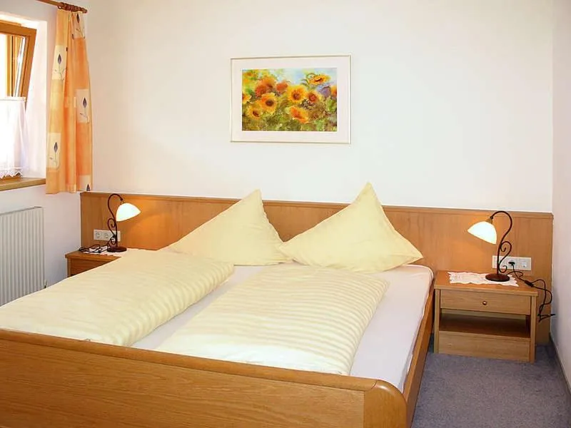 Bed in Tonis Appartements am Achensee