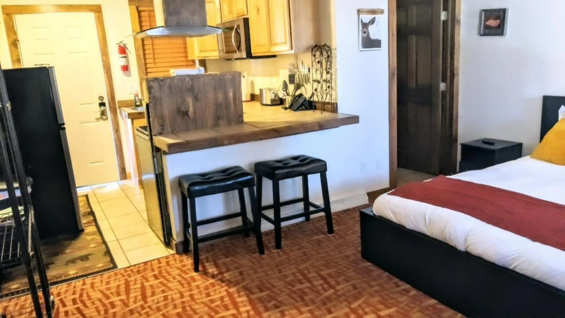 Bed in Green Mountain Falls Lodge