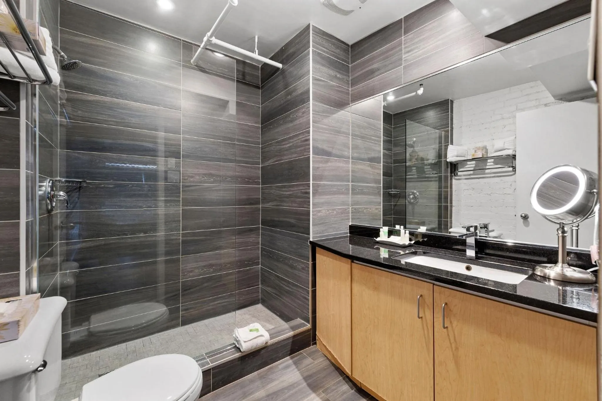 Bathroom in Hotel Port-Royal