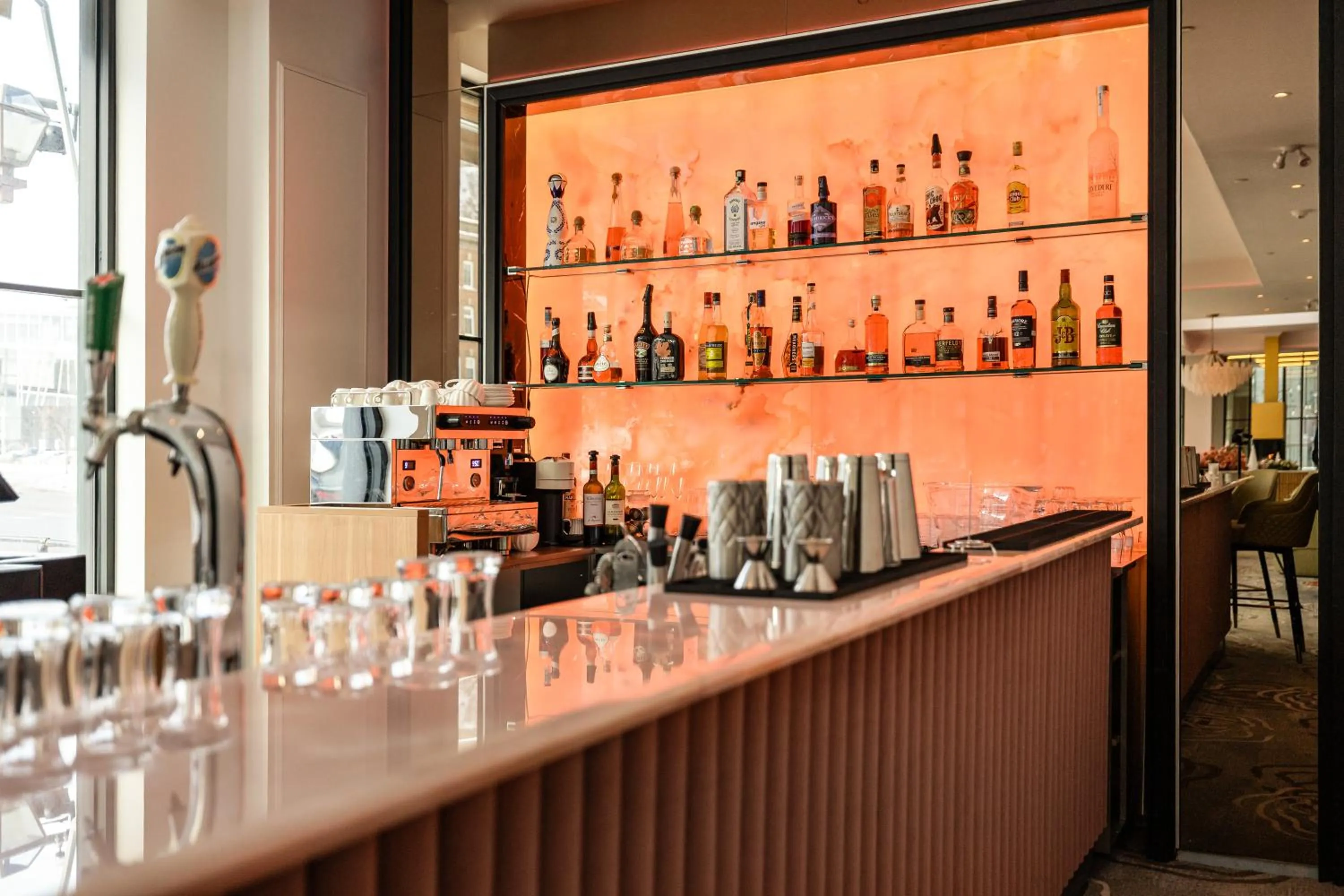 Lounge or bar in Hotel Port-Royal