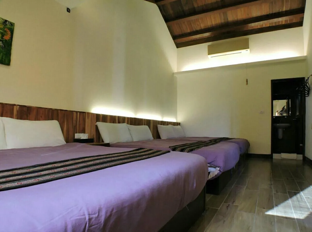 American breakfast, Bed in Kenting Bao Dong Guesthouse - Yi Xin 66