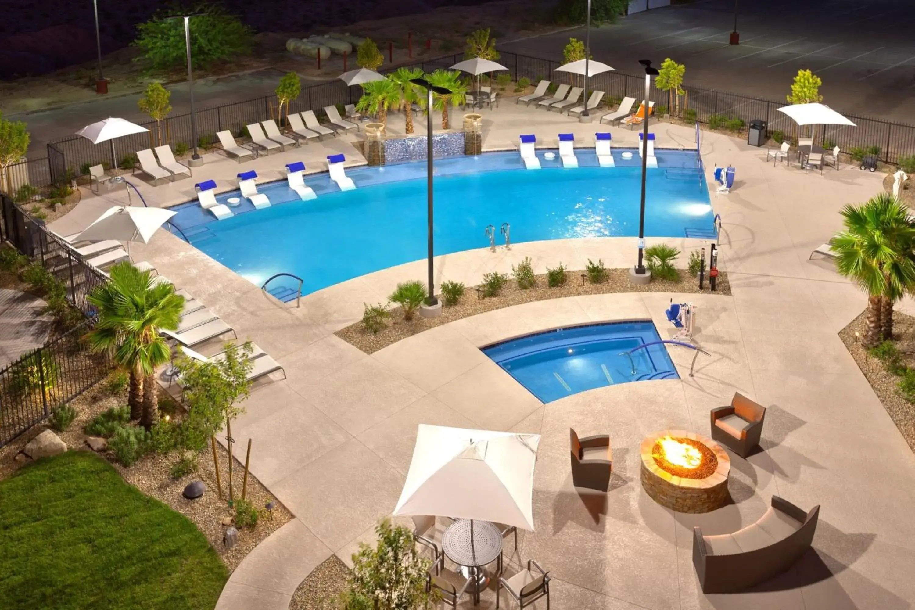 Swimming pool in Hampton Inn & Suites by Hilton Mesquite Swimming pool in Hampton Inn & Suites by Hilton Mesquite