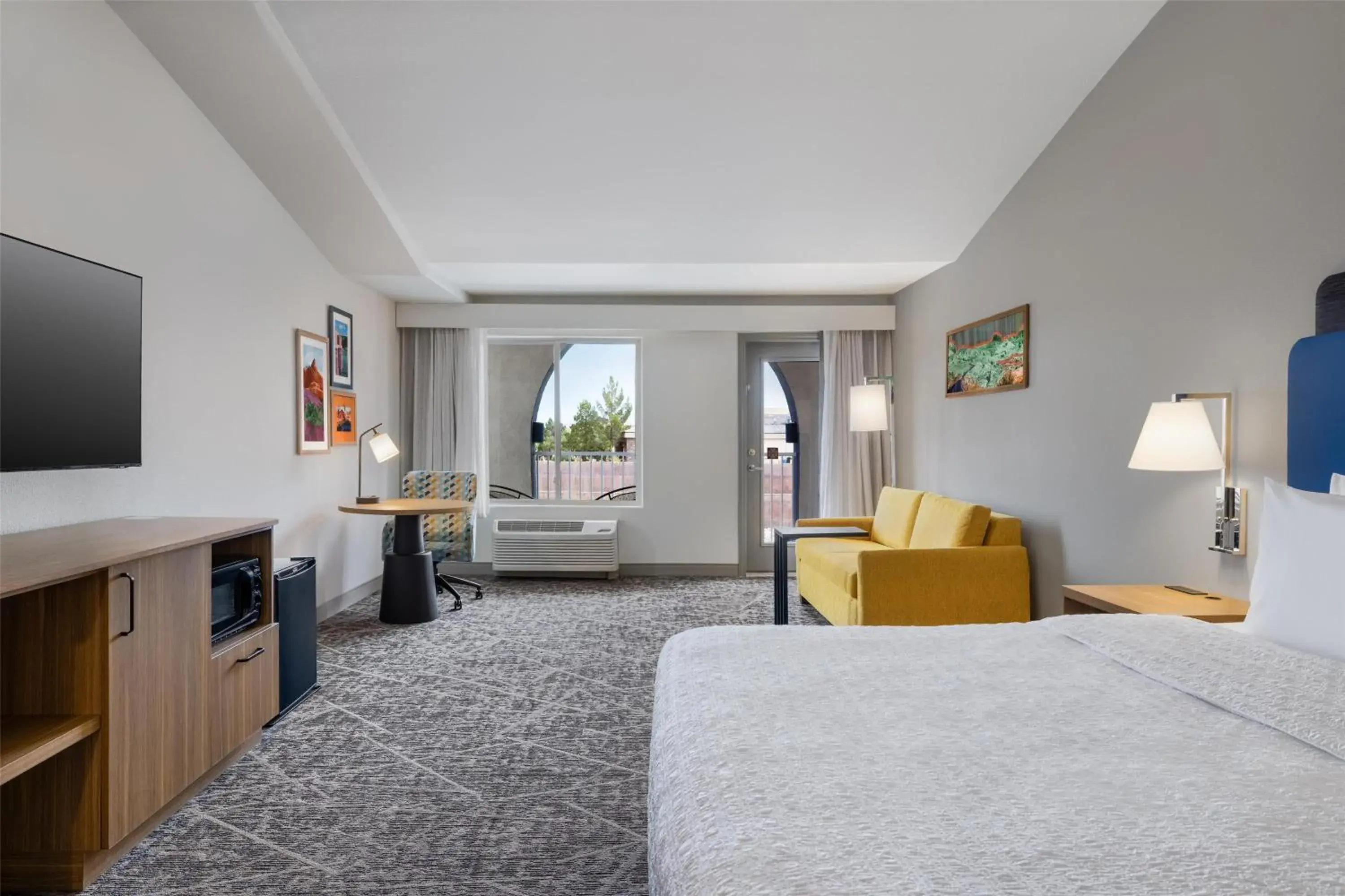 Living room, Bed in Hampton Inn & Suites by Hilton Mesquite Living room, Bed in Hampton Inn & Suites by Hilton Mesquite