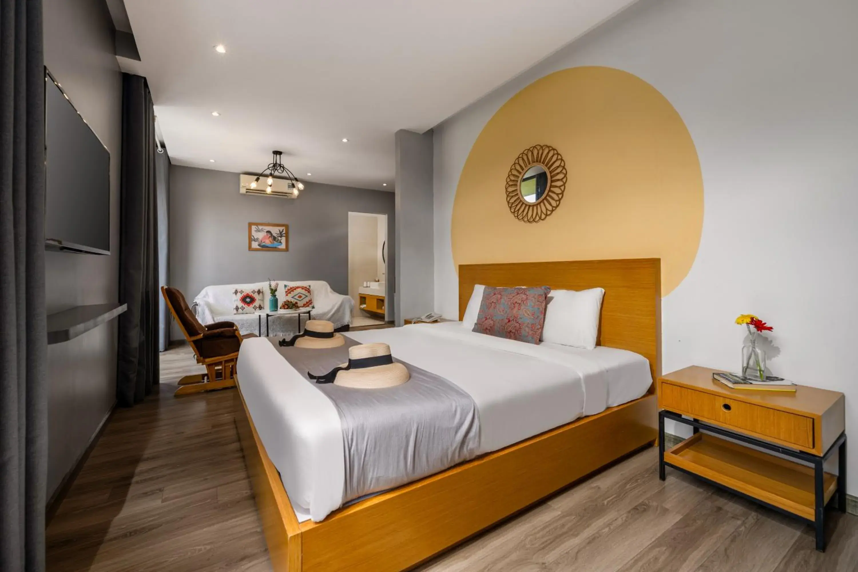 Deluxe Double Room with Balcony in Sanayen Villa & Residences - Pool and Close Beach Deluxe Double Room with Balcony in Sanayen Villa & Residences - Pool and Close Beach