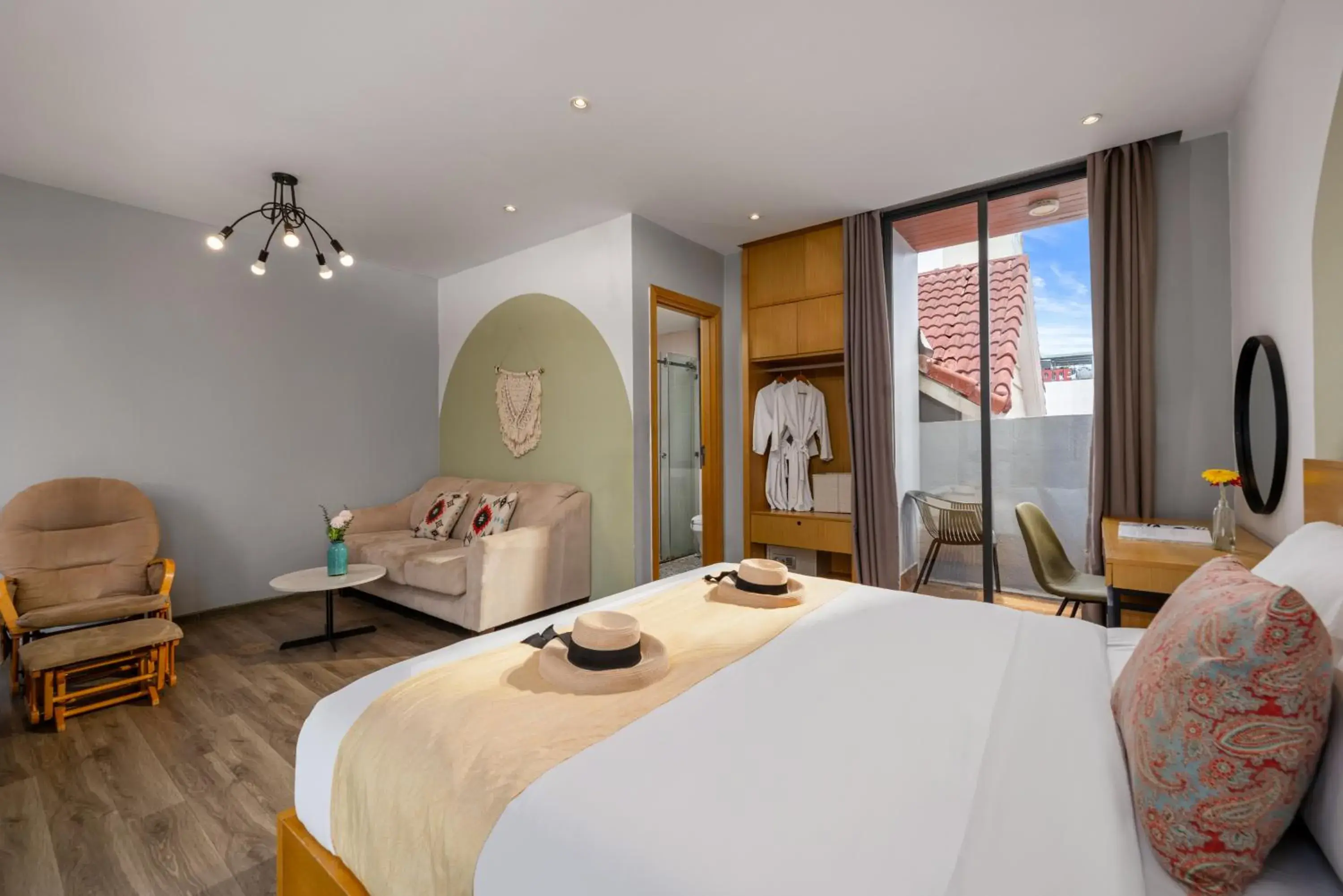 Junior Suite with Kitchen and Balcony in Sanayen Villa & Residences - Pool and Close Beach Junior Suite with Kitchen and Balcony in Sanayen Villa & Residences - Pool and Close Beach