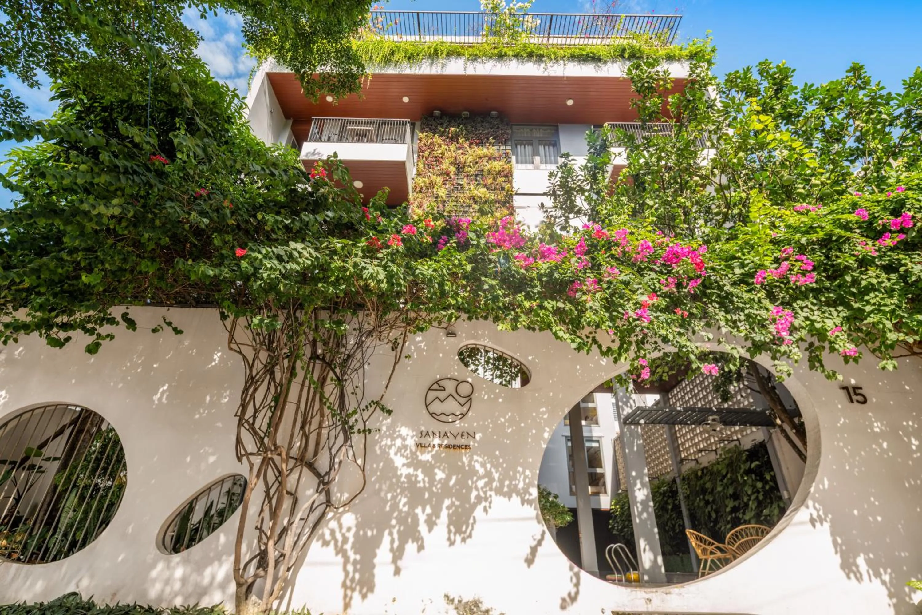 Property building in Sanayen Villa & Residences - Pool and Close Beach