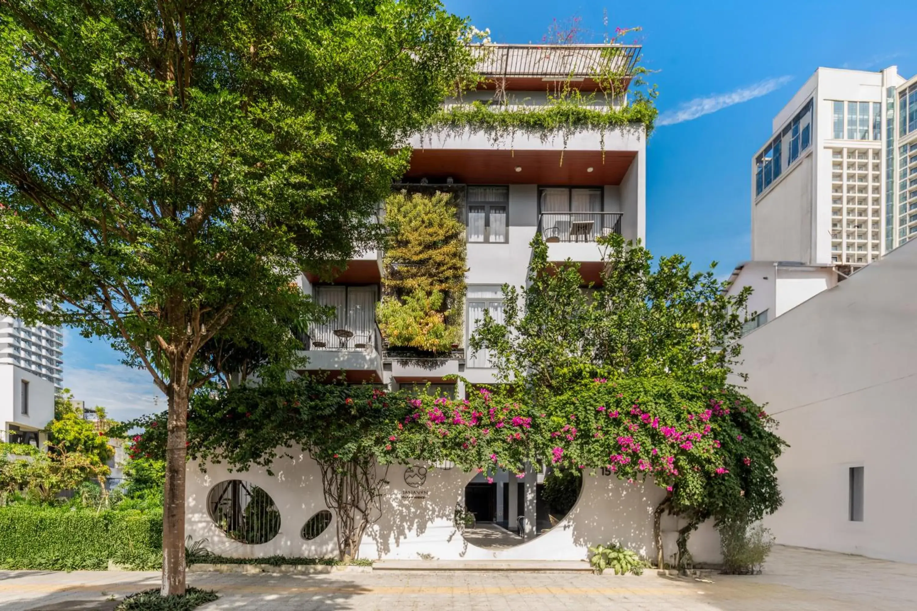 Property building in Sanayen Villa & Residences - Pool and Close Beach Property building in Sanayen Villa & Residences - Pool and Close Beach