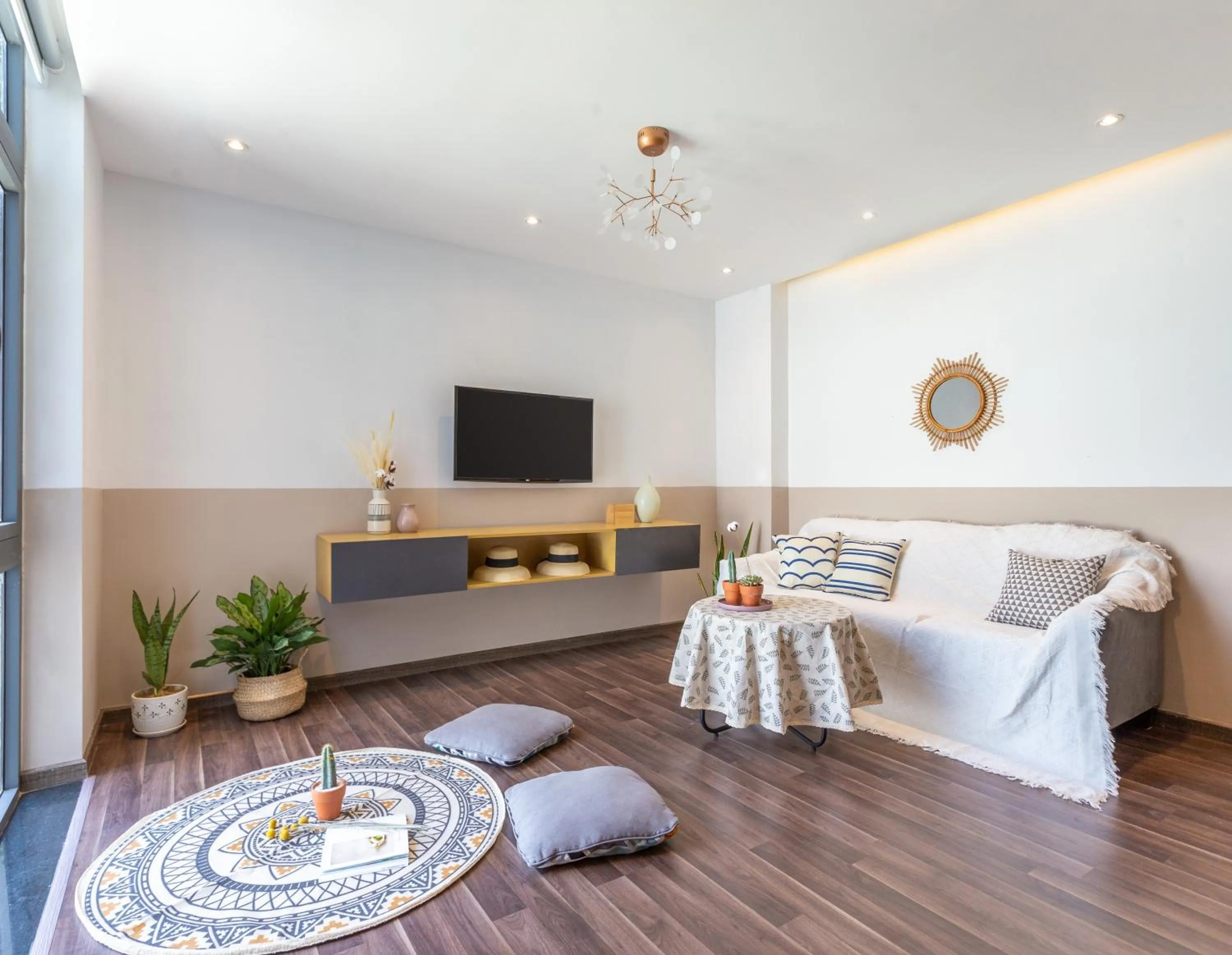 Apartment with Balcony in Sanayen Villa & Residences - Pool and Close Beach
