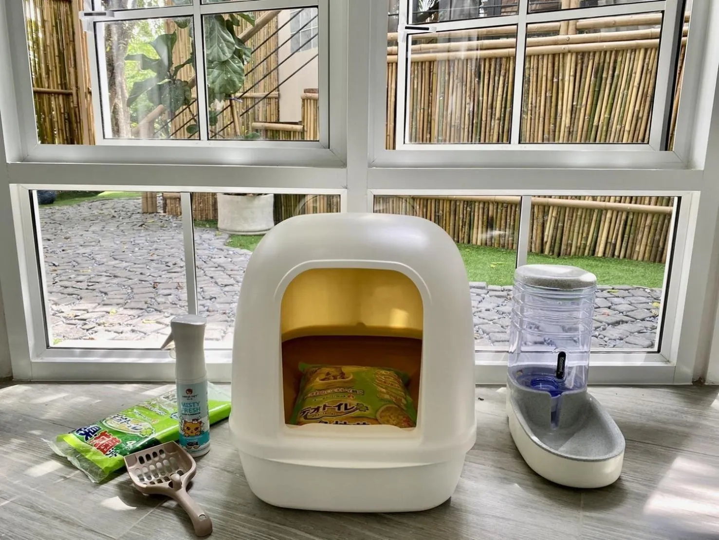 Country Lake View Hotel