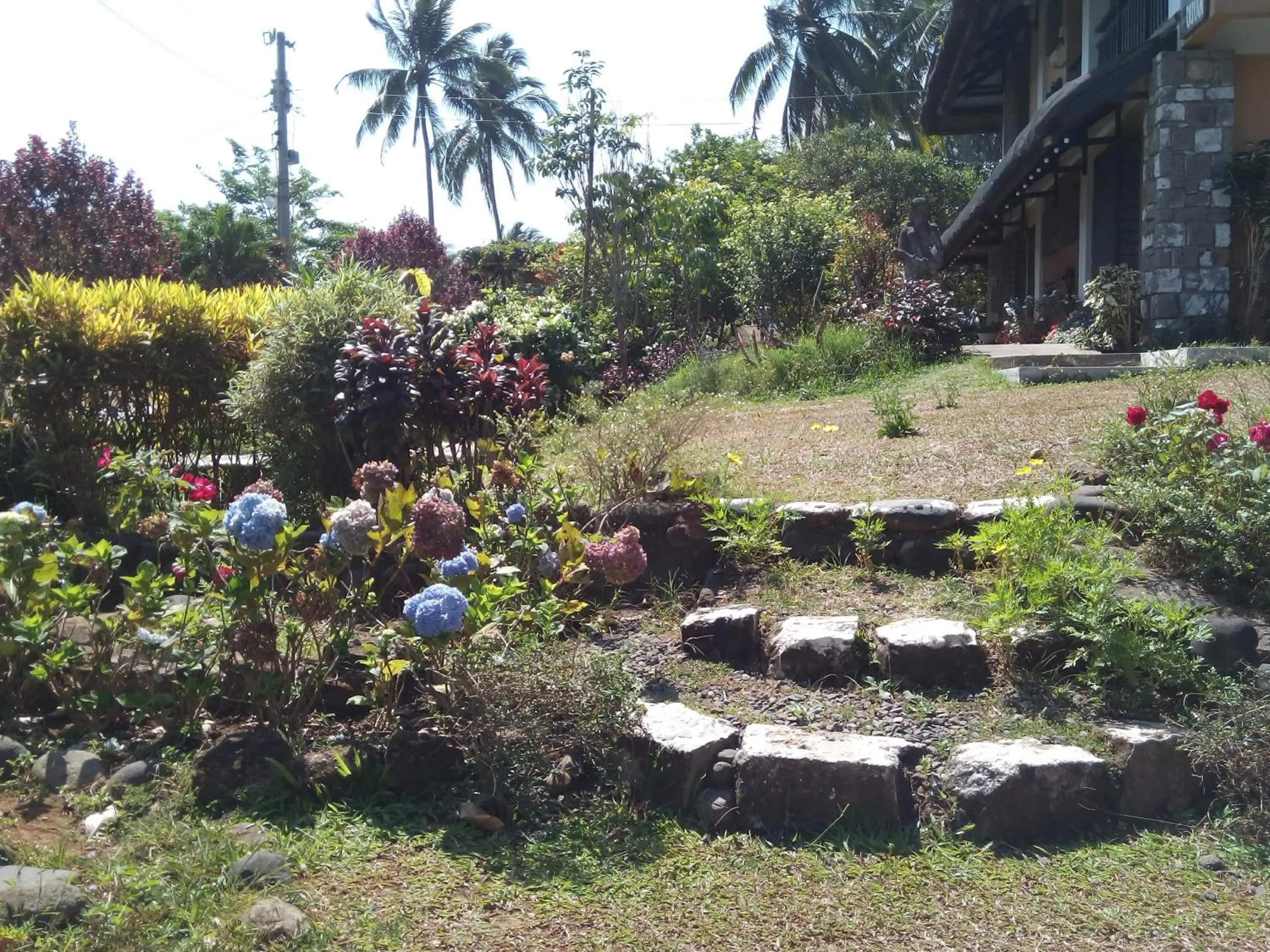 The Duyan House at Sinagtala Resort