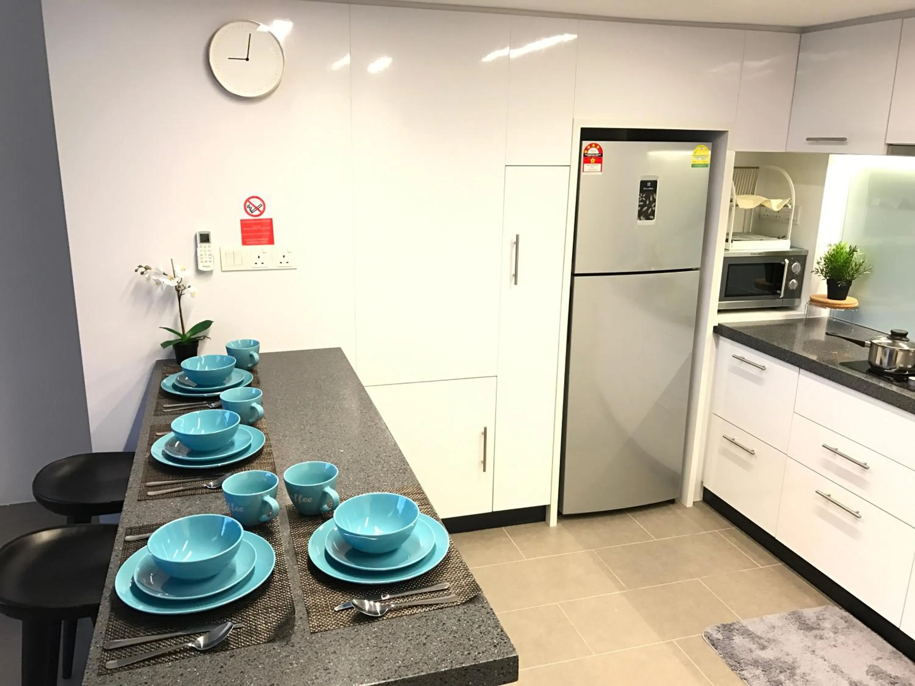Kitchen or kitchenette in KL Sentral Bangsar Suites EST BY PSM LUXURY SUITES