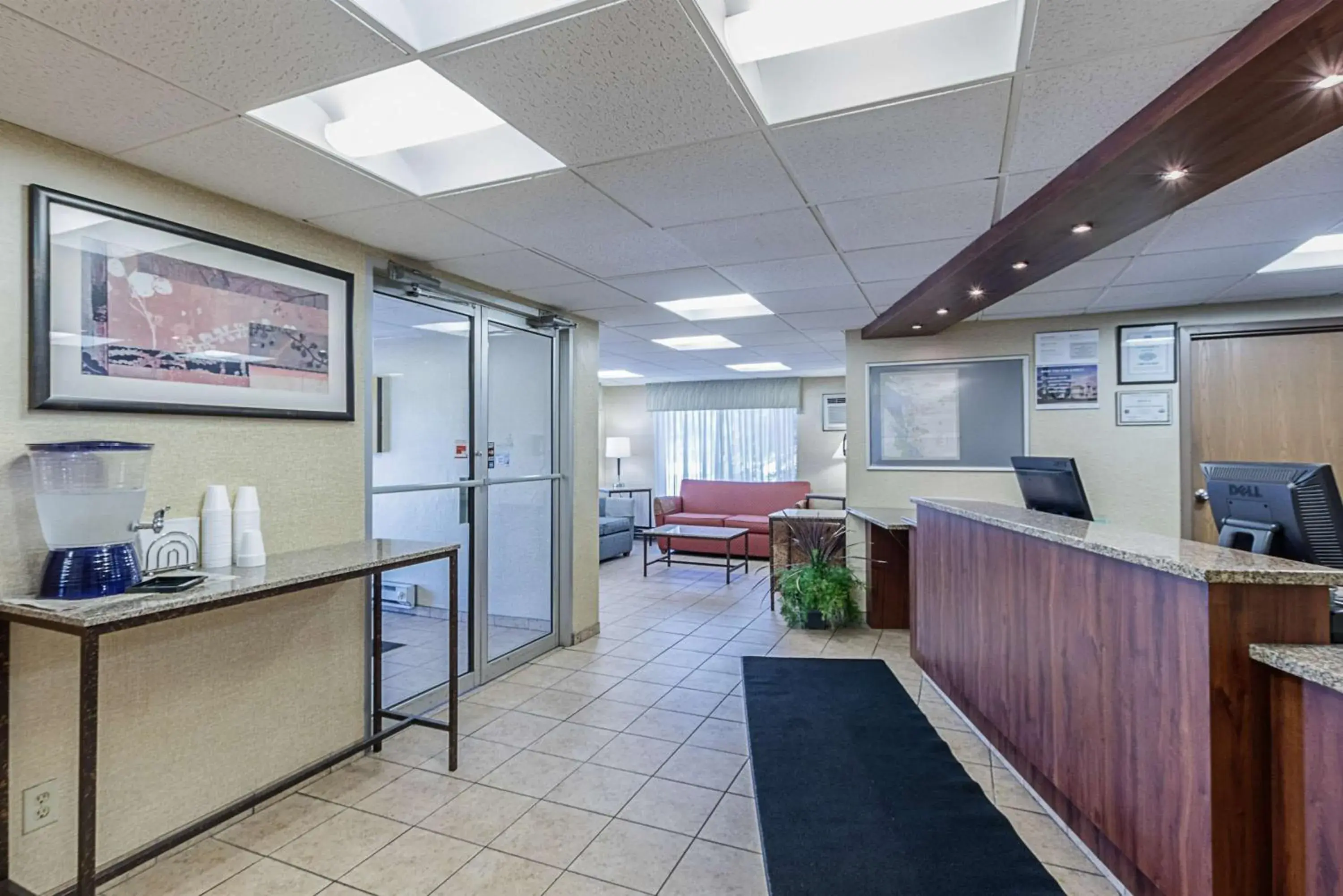 Lobby or reception in Motel 6-La Crosse, WI Lobby or reception in Motel 6-La Crosse, WI