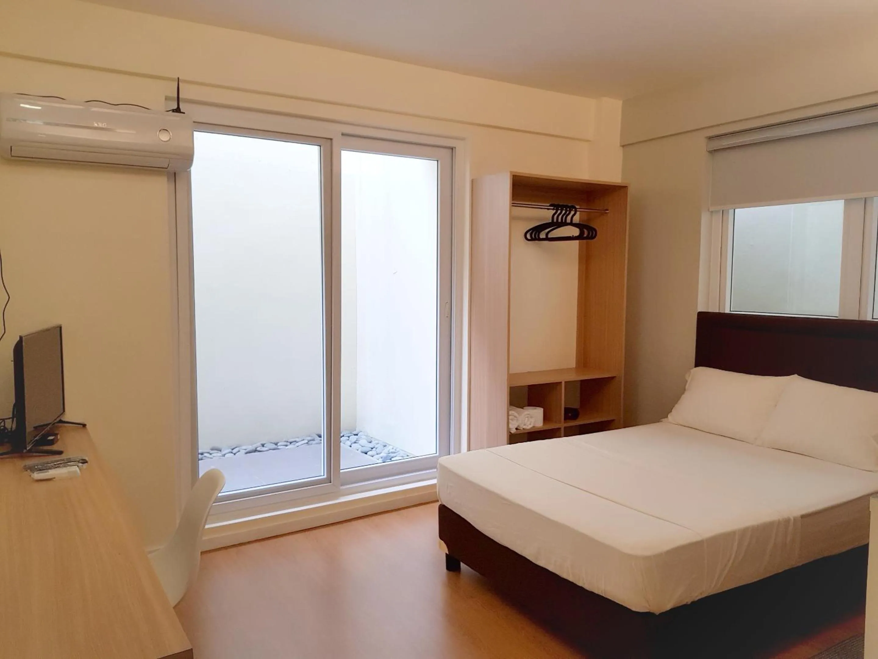 Bed in The Leaf House