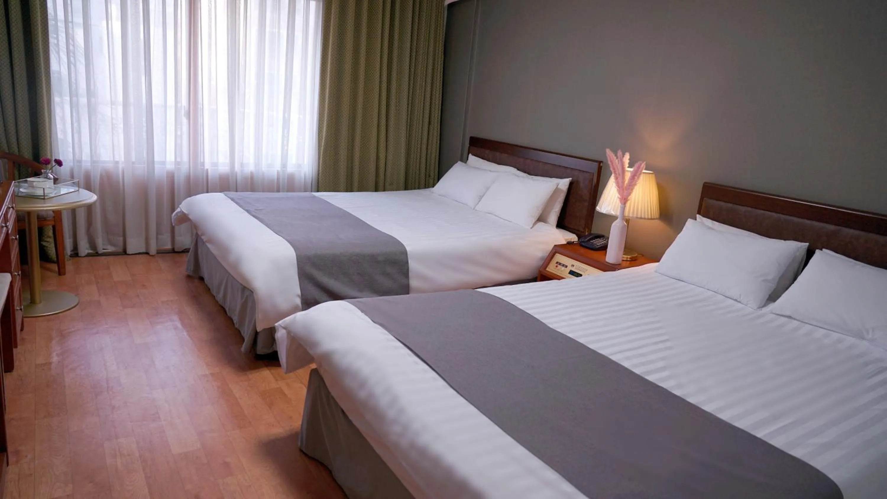 Bed in Pearl Hotel Jeju