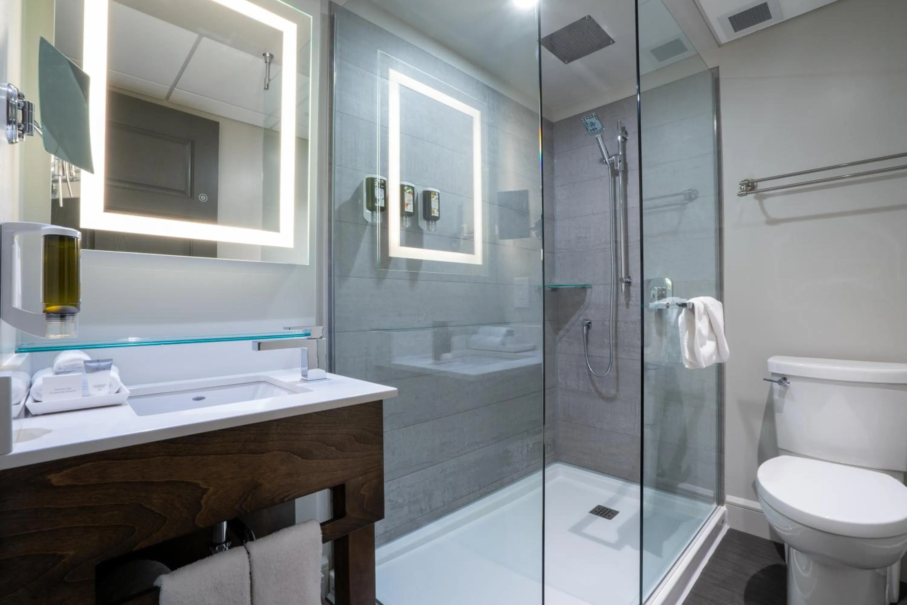 Hôtel & Suites Normandin Lévis