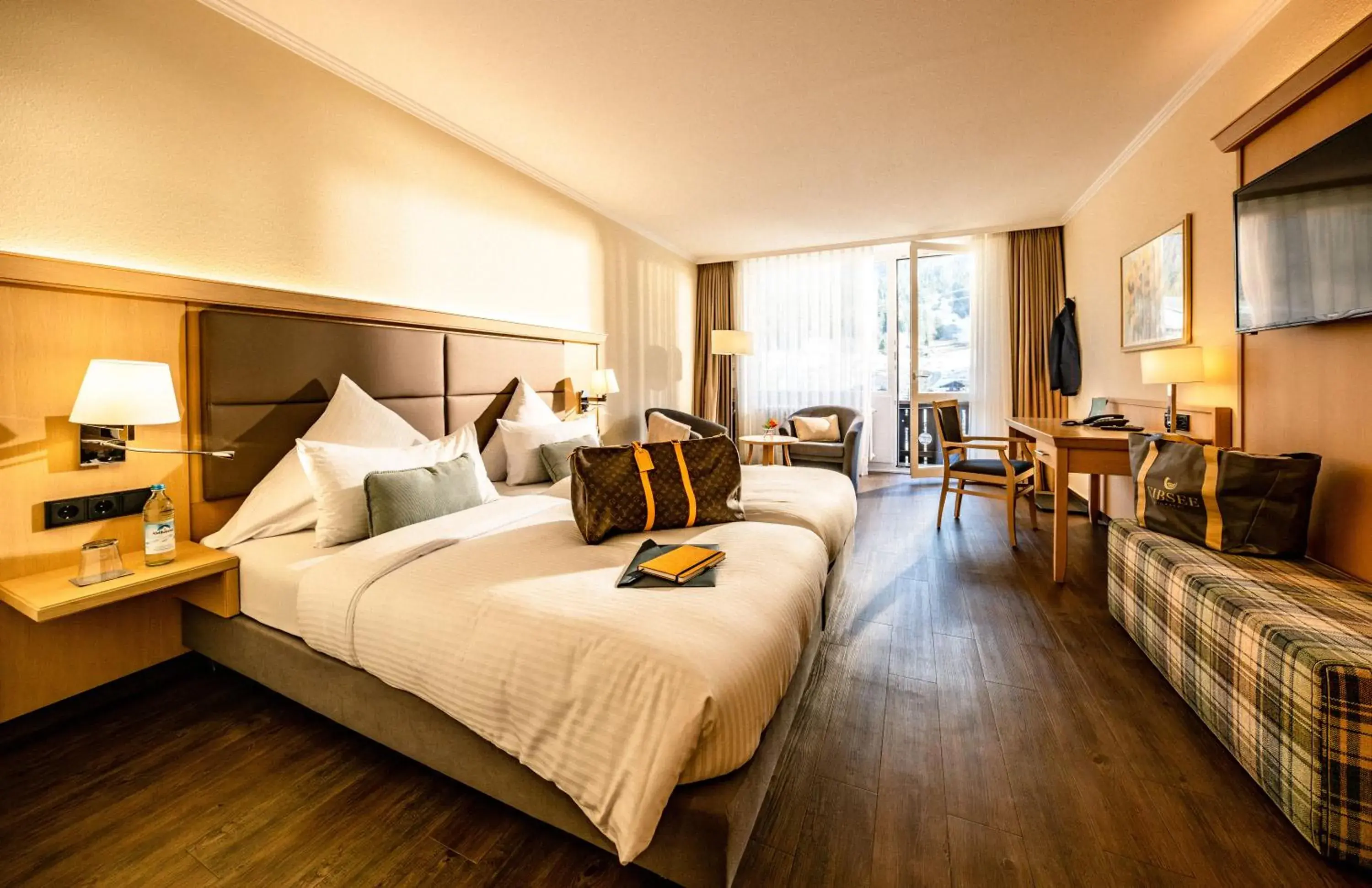 Double or Twin Room with Mountain View - single occupancy in Eibsee Hotel Double or Twin Room with Mountain View - single occupancy in Eibsee Hotel