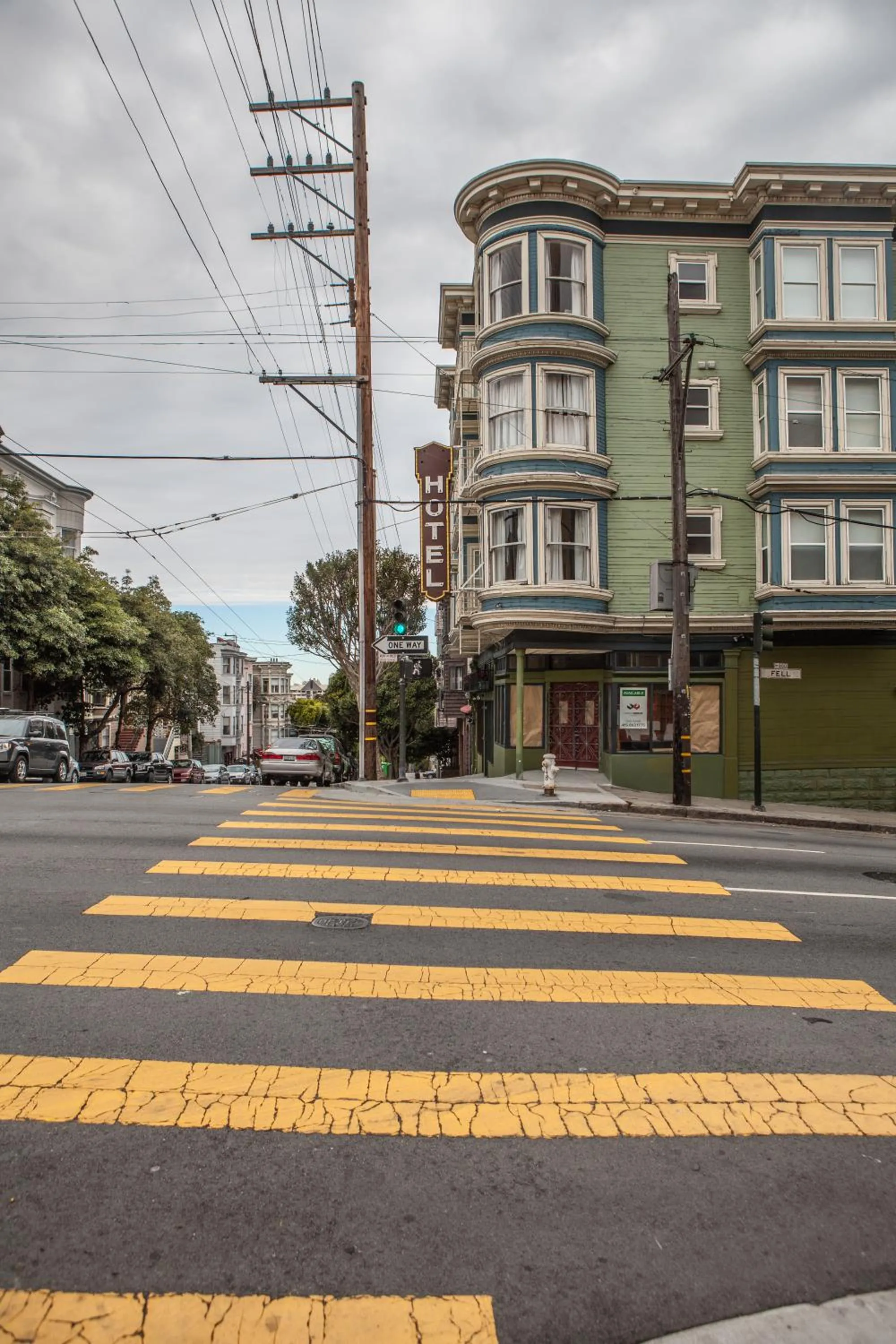 Facade/entrance in Casa Loma Hotel