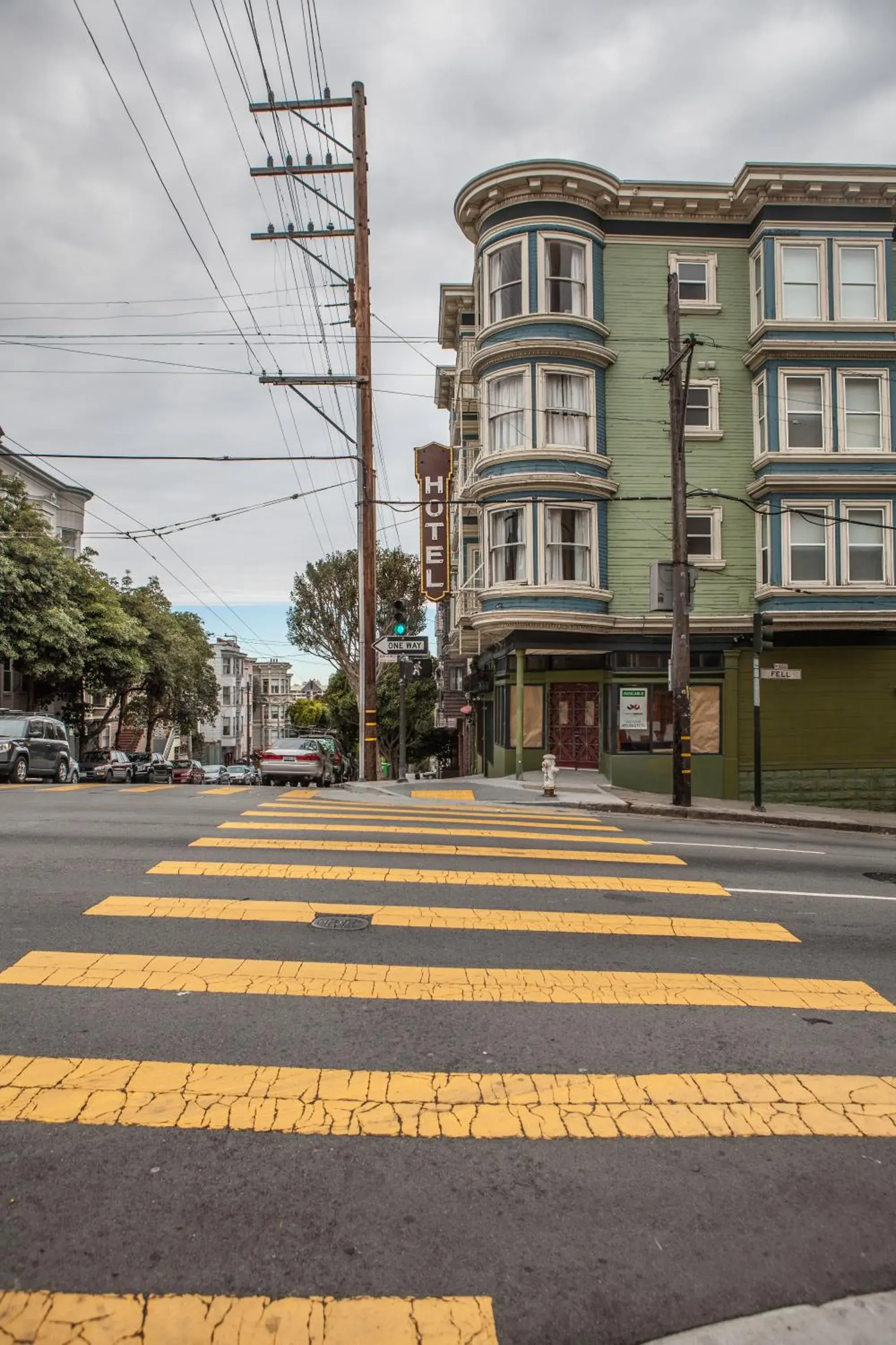 Facade/entrance in Casa Loma Hotel Facade/entrance in Casa Loma Hotel