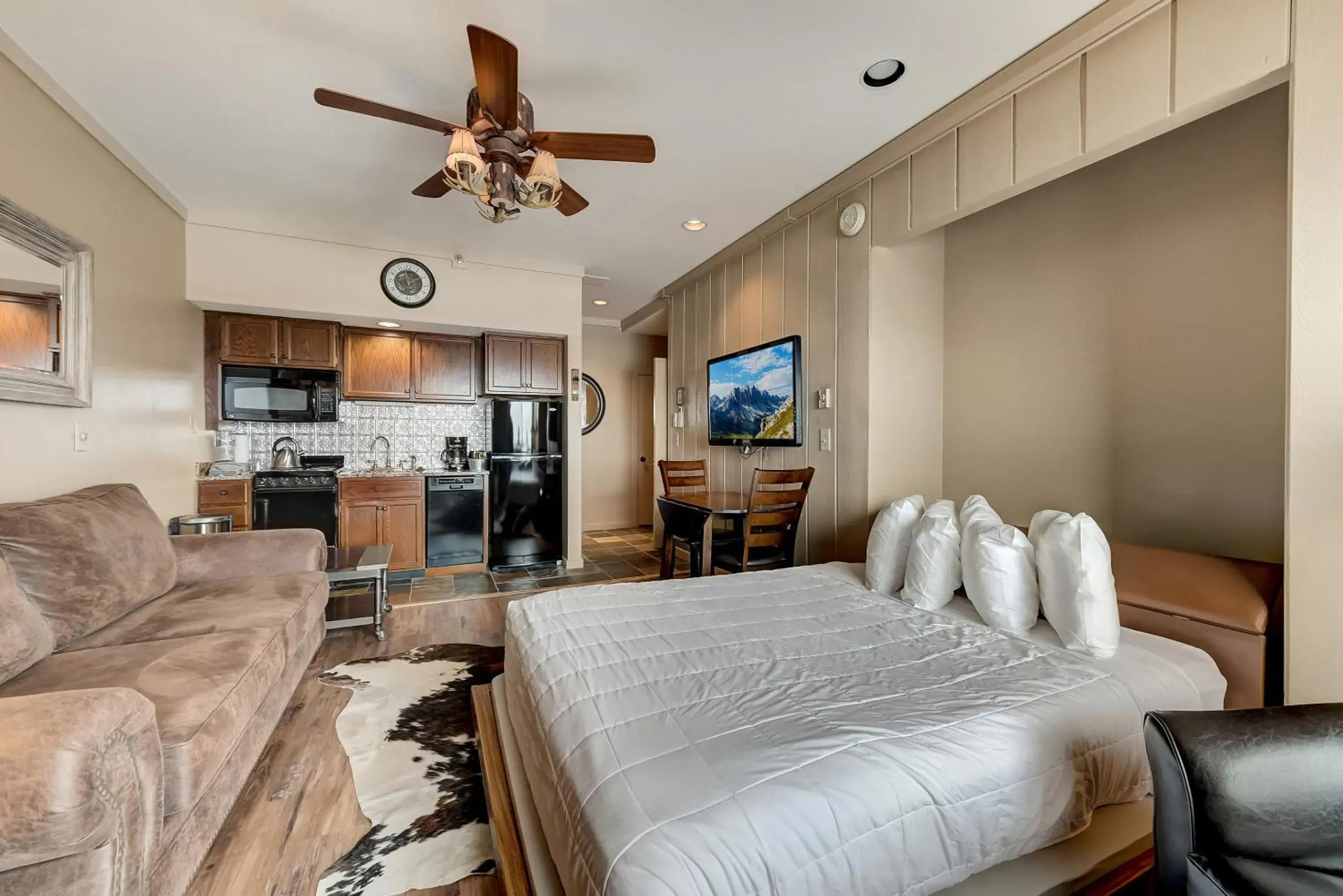 Kitchen or kitchenette in The Lodge at the Mountain Village