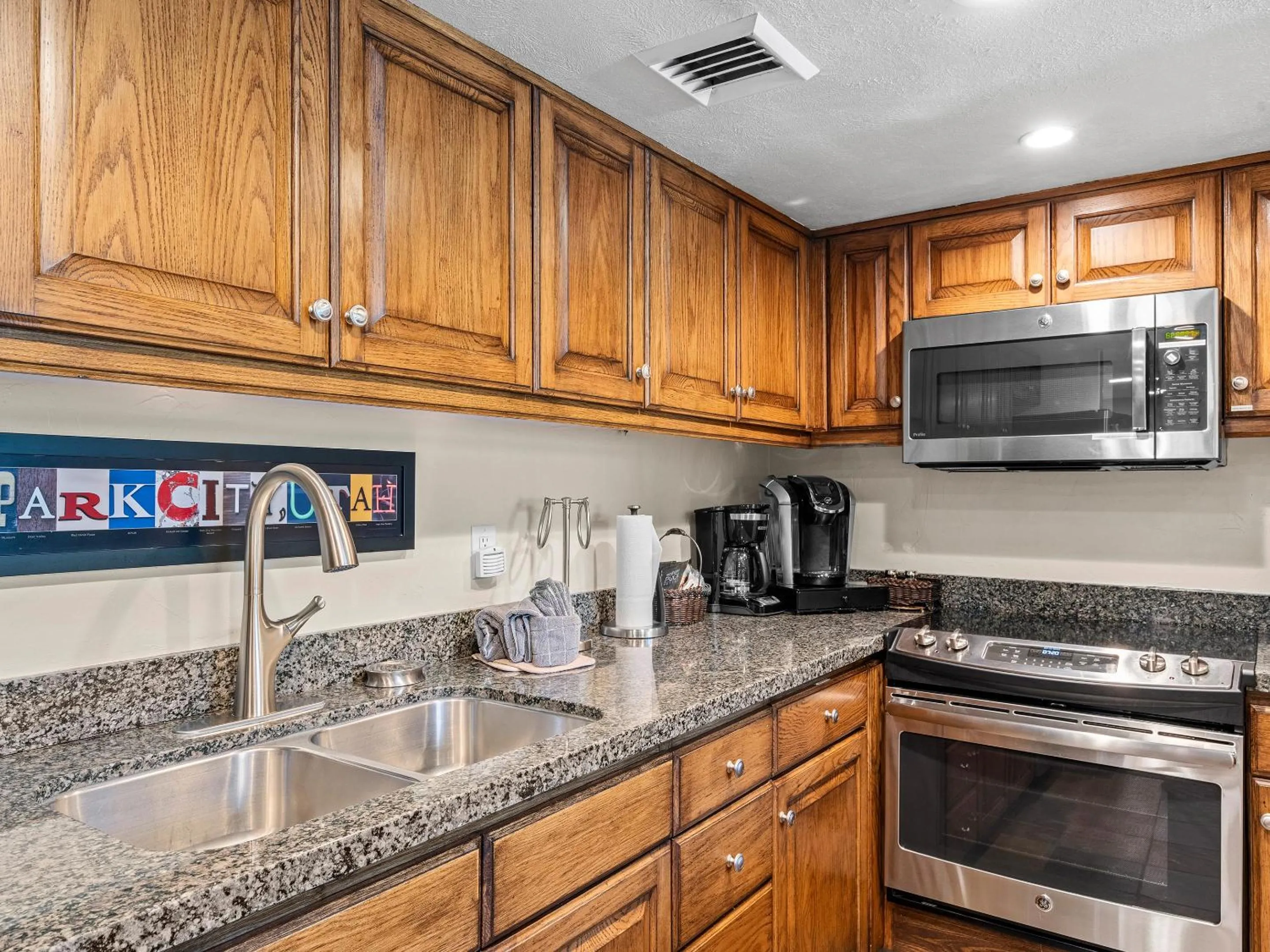 kitchen in The Lodge at the Mountain Village by All Seasons Resort Lodging