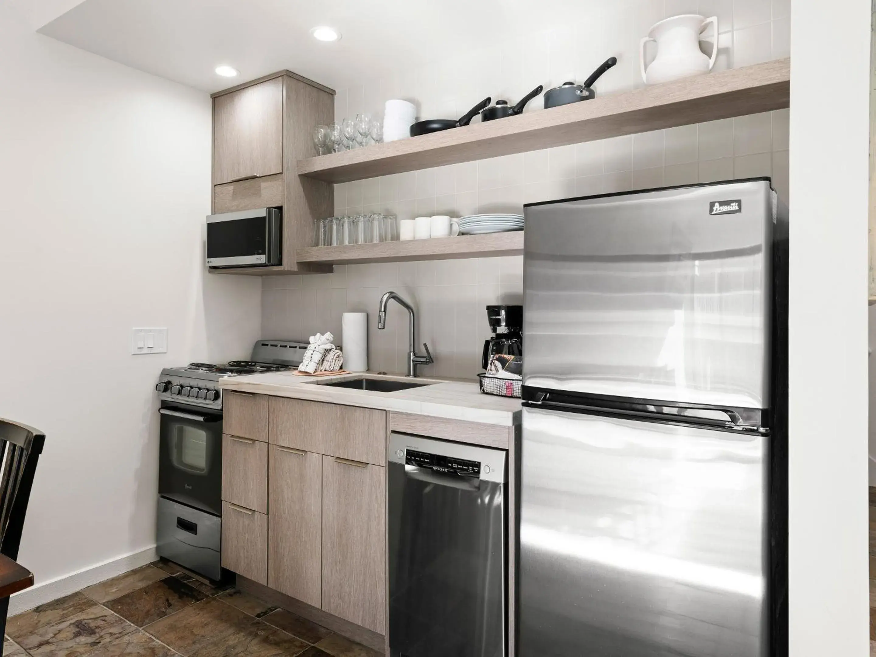 Coffee/tea facilities, Kitchen/Kitchenette in The Lodge at the Mountain Village