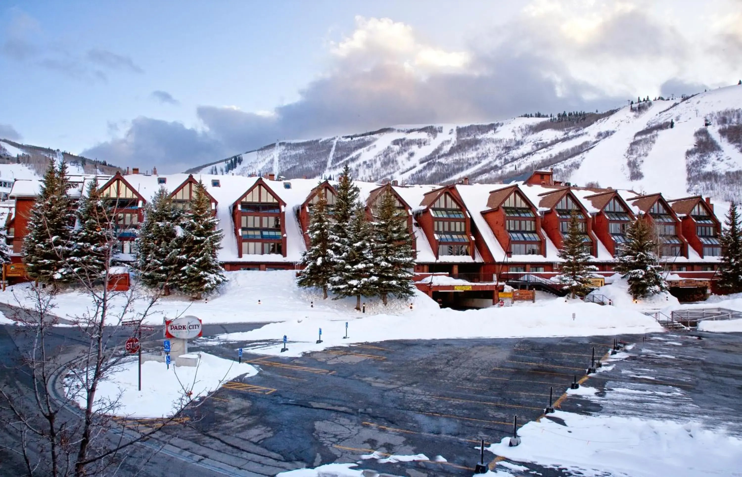 Facade/entrance, Winter in The Lodge at the Mountain Village