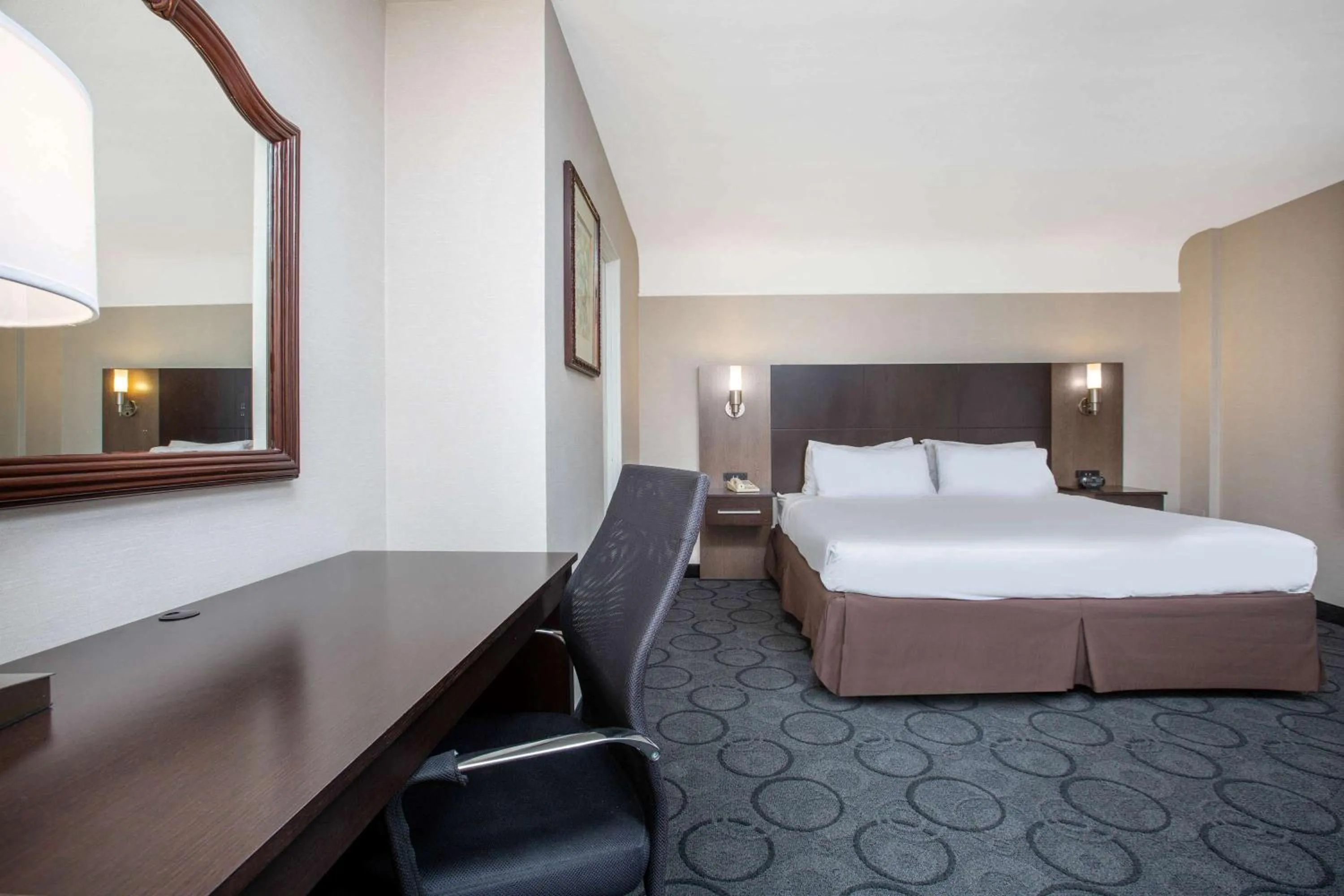 Photo of the whole room, Bed in Baymont by Wyndham San Diego Downtown