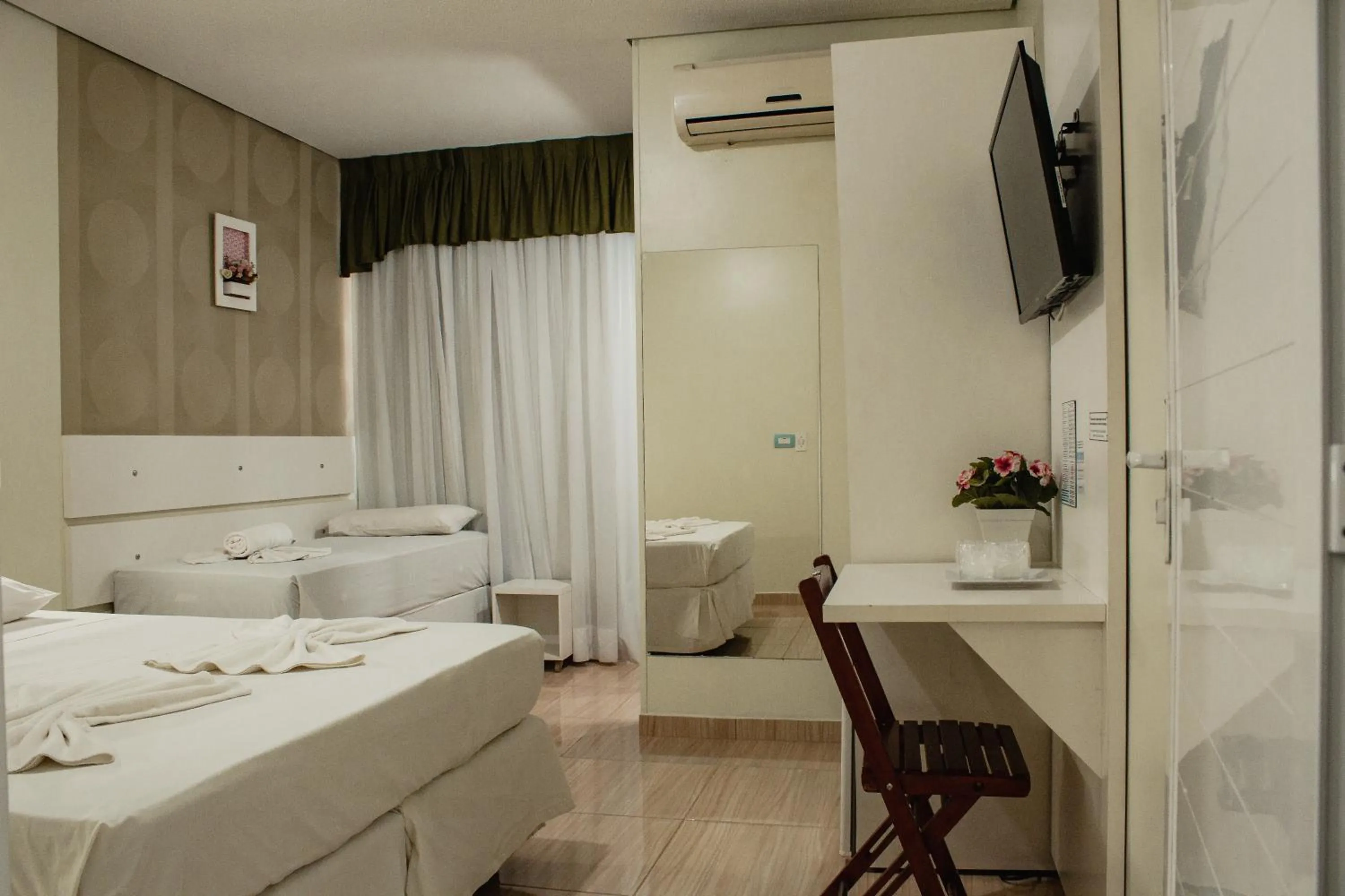 Bed in Hotel e Pousada Caroline