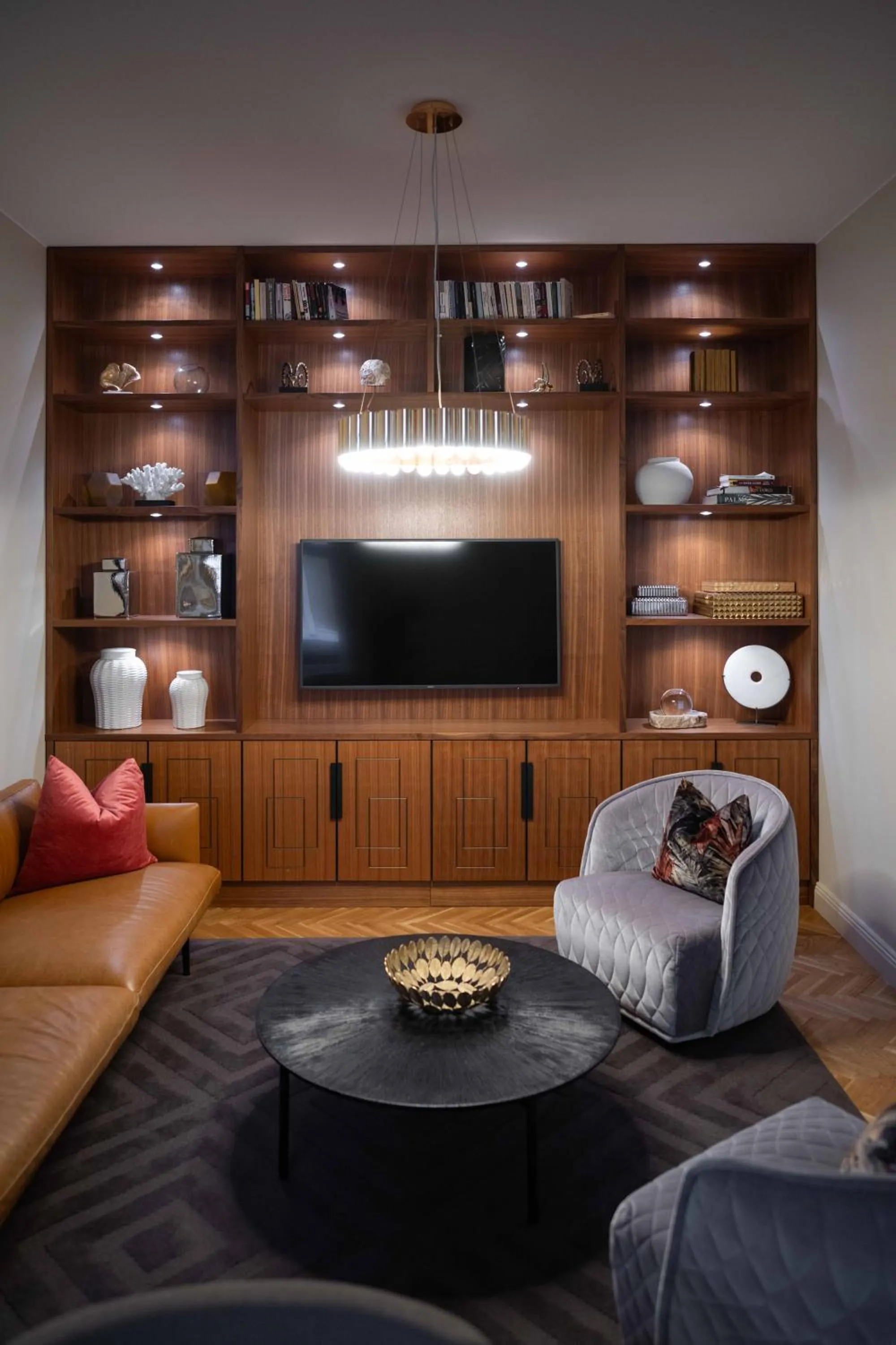 TV and multimedia in Bank Hotel, a Member of Small Luxury Hotels