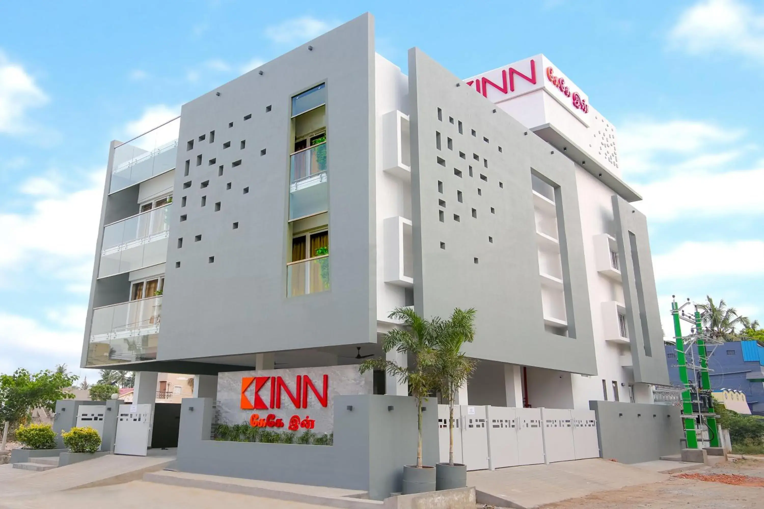 Facade/entrance in KK Inn Facade/entrance in KK Inn