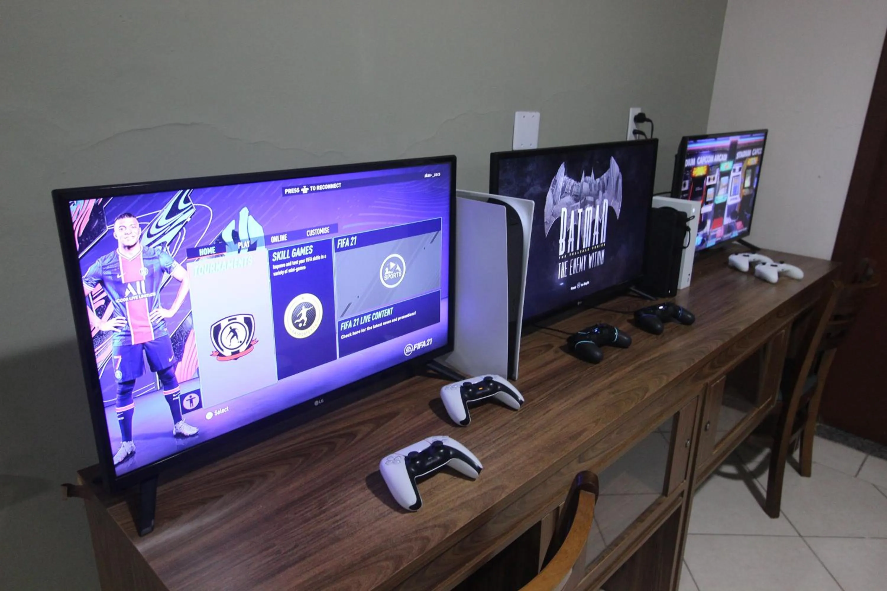 Game Room in Hotel Ilhas do Caribe - Na melhor região da Praia da Enseada