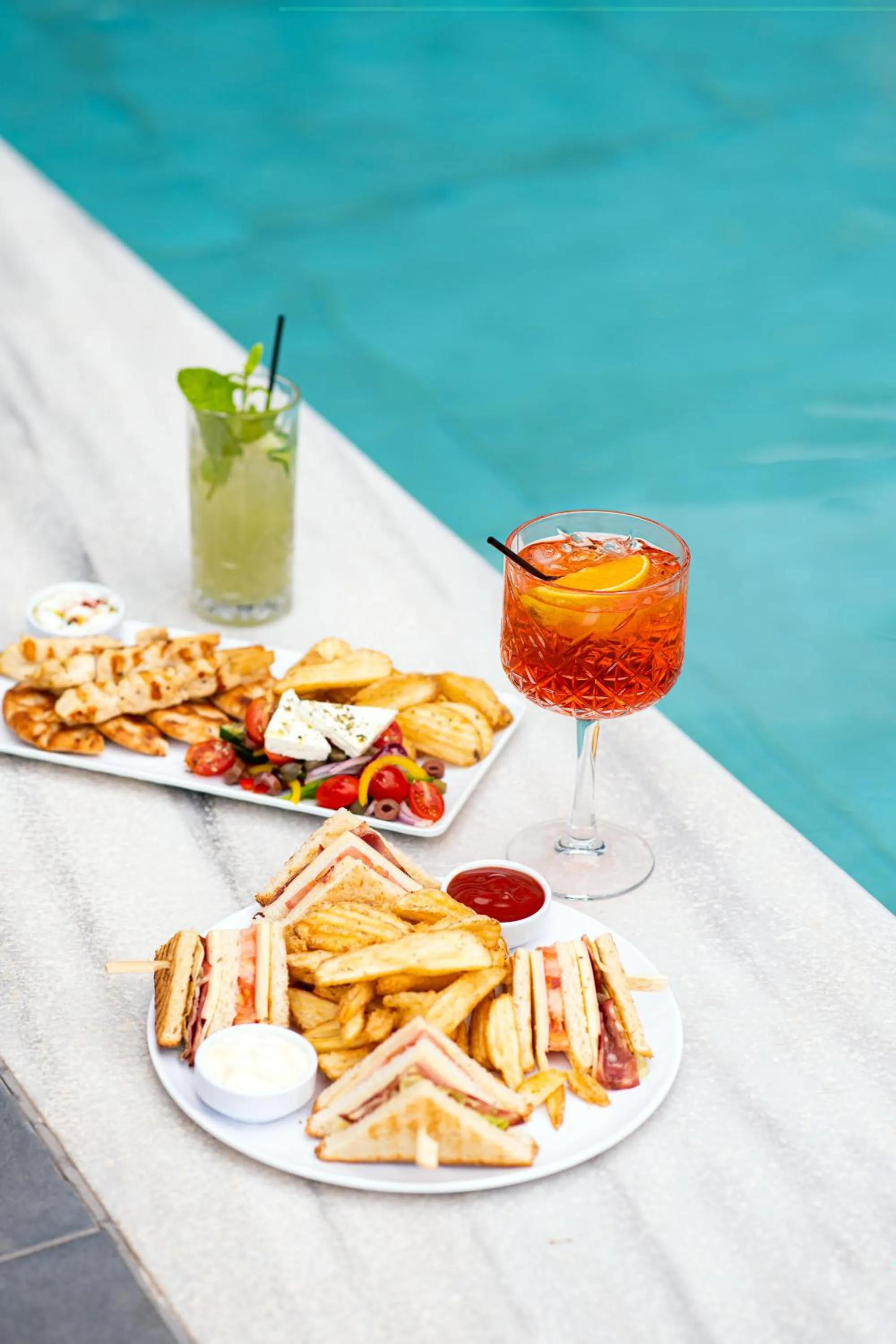 Food and drinks in Athenian Riviera Hotel& Suites