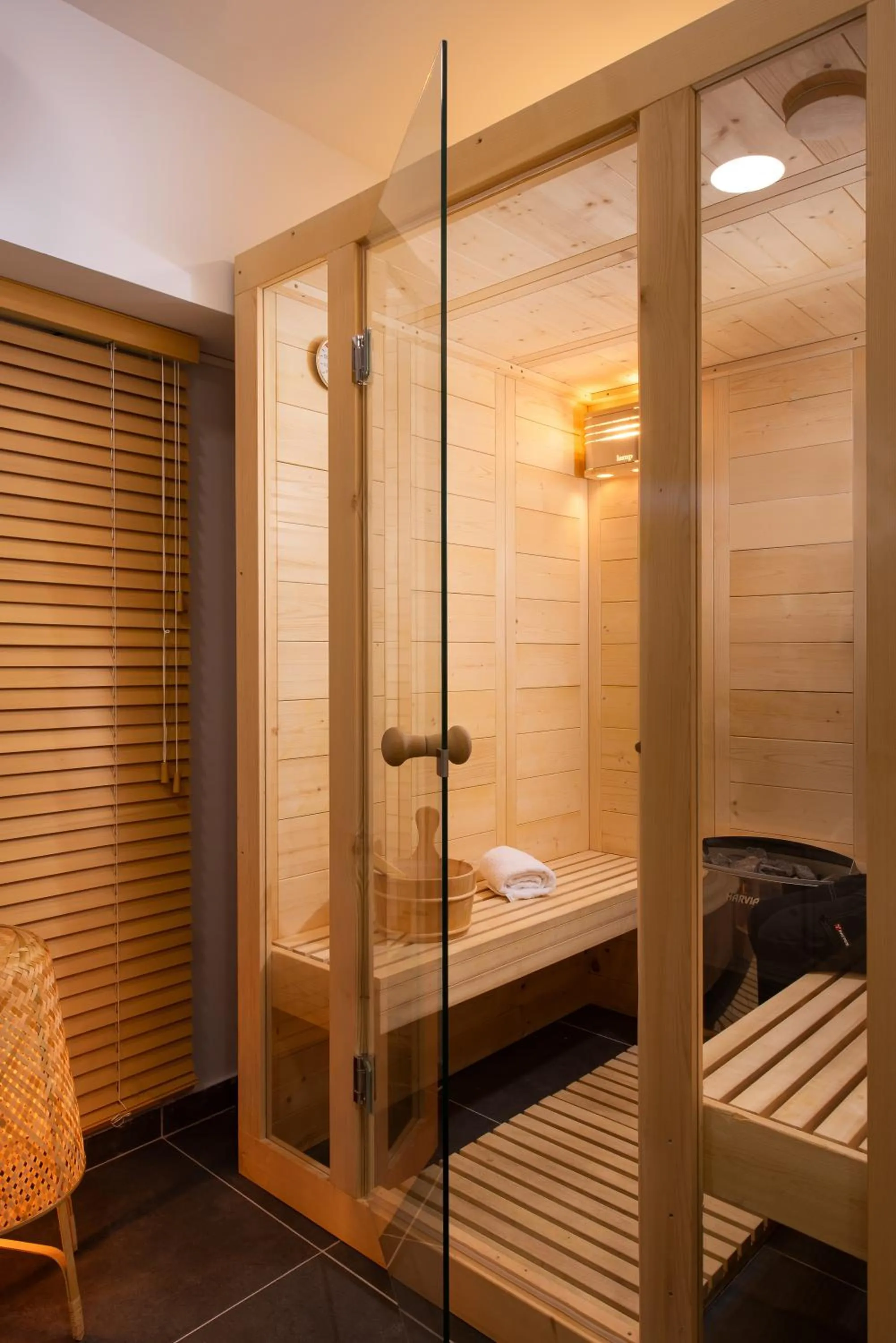 Massage, Bed in Athenian Riviera Hotel& Suites