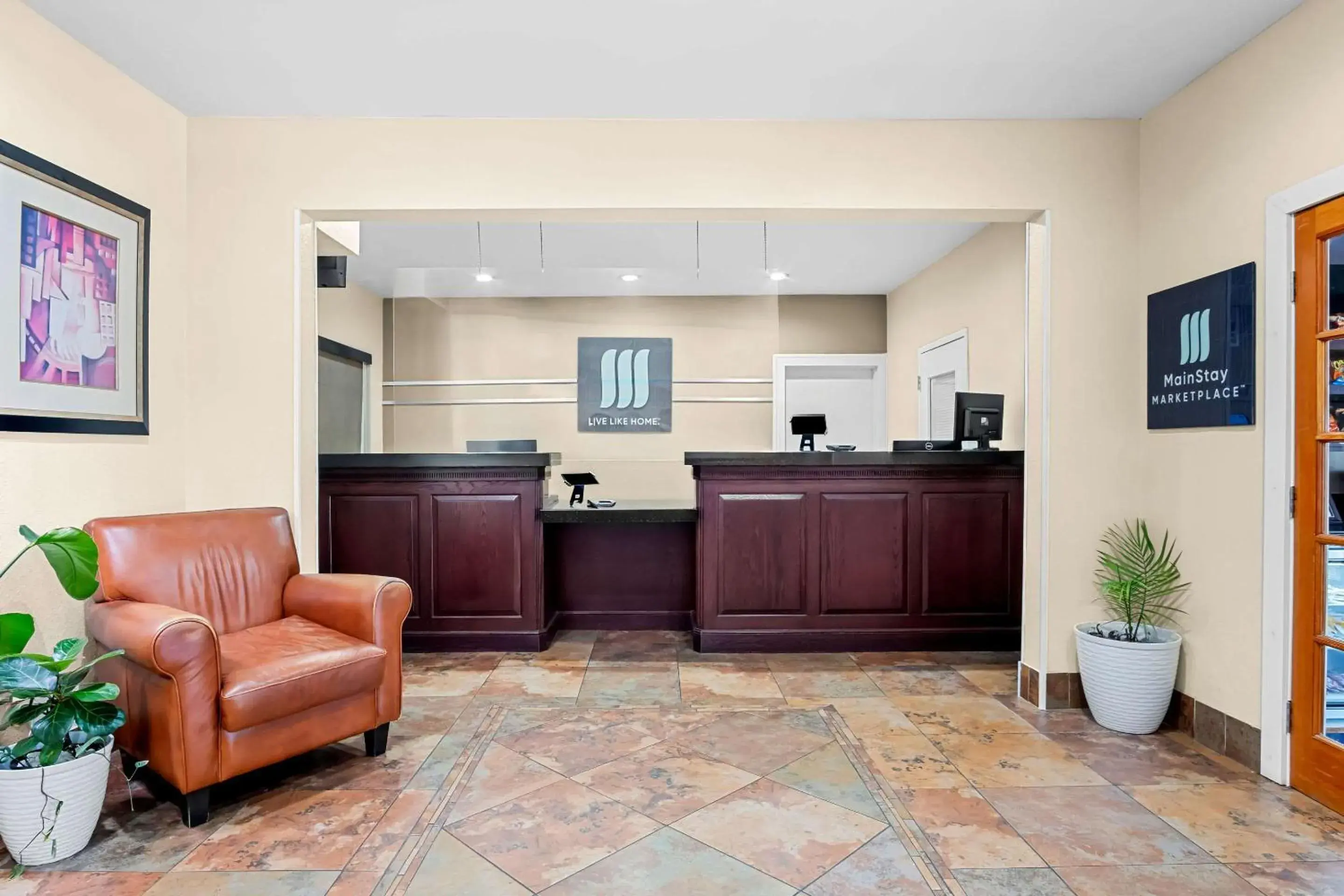 Lobby or reception in MainStay Suites Addison-Dallas Lobby or reception in MainStay Suites Addison-Dallas
