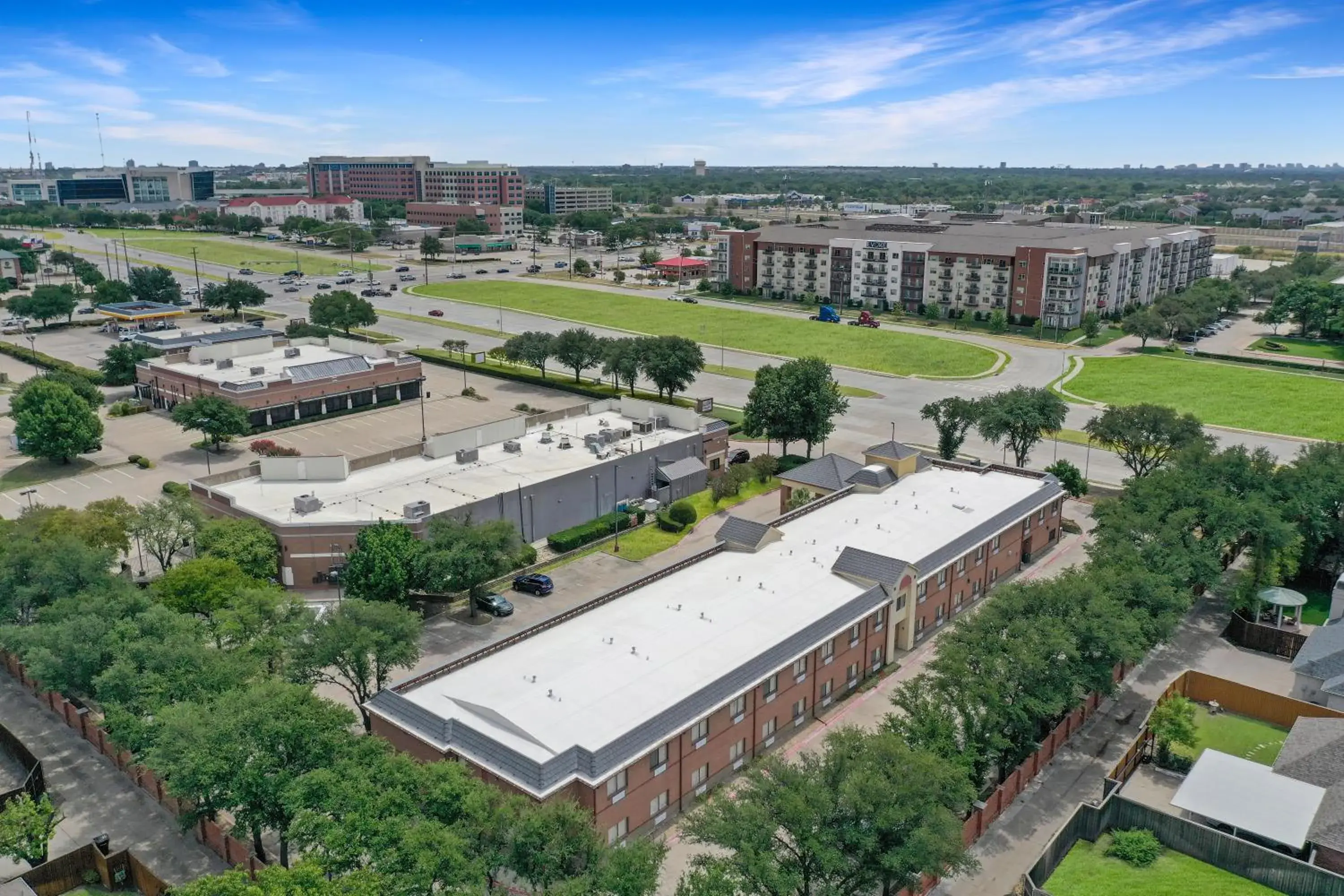 Property building in Quality Inn West Plano - Dallas Property building in Quality Inn West Plano - Dallas